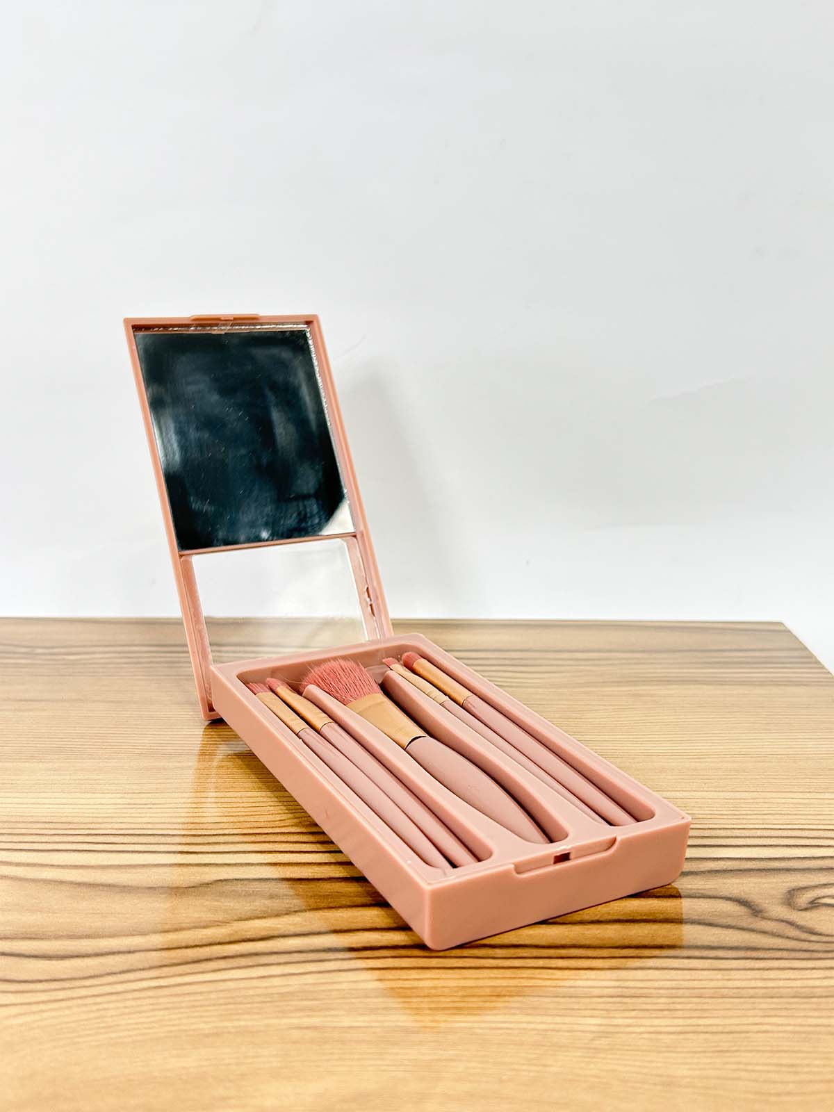 5 Pcs Mini Makeup Brush Set With Mirror