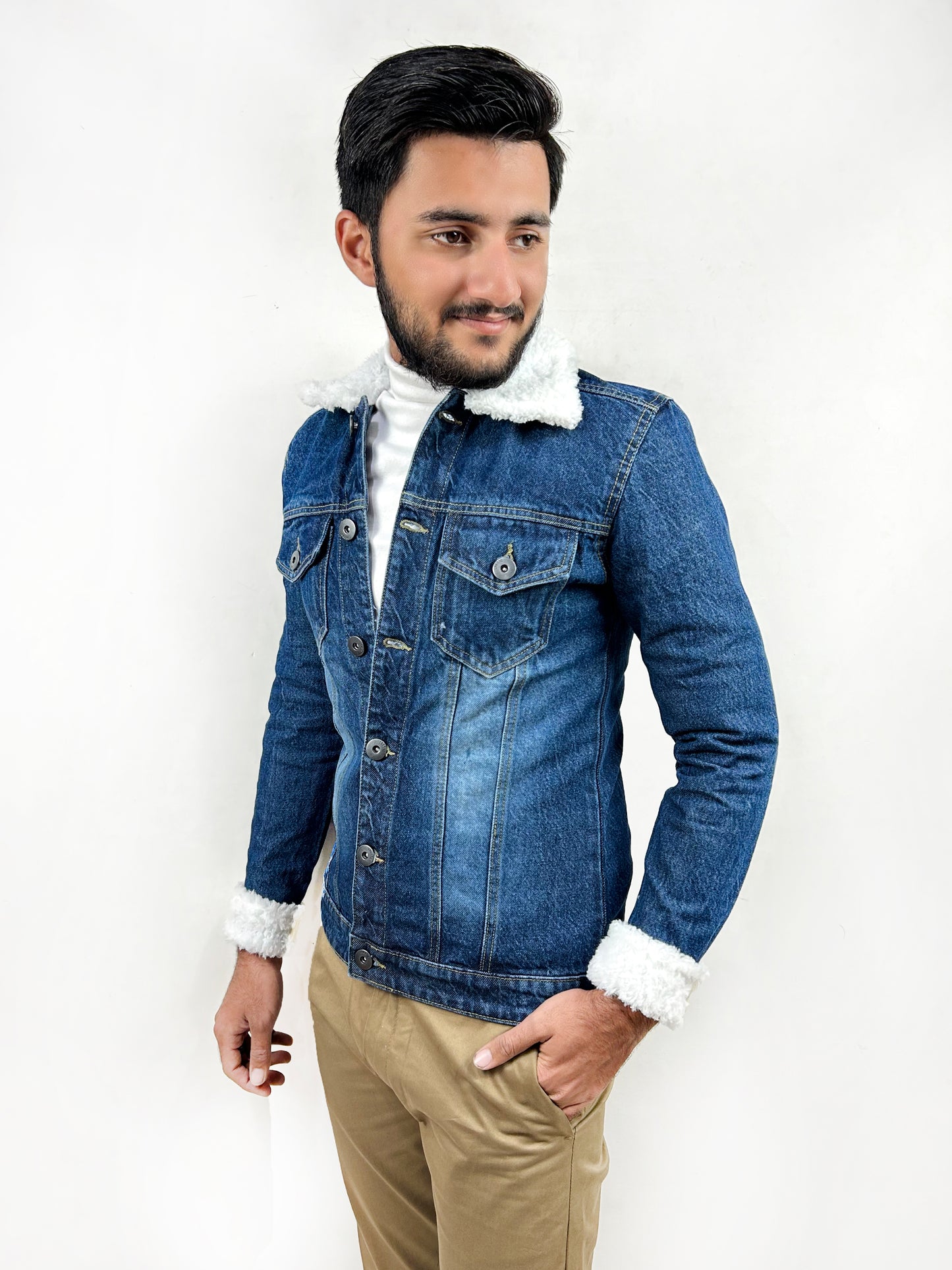 Faded Blue Fur Collar Denim Jacket for Men MJ14