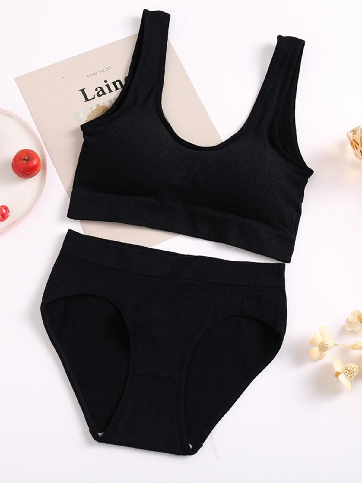 Seamless Black Padded Bra Panty Lingerie Set for Girls and Women LB48