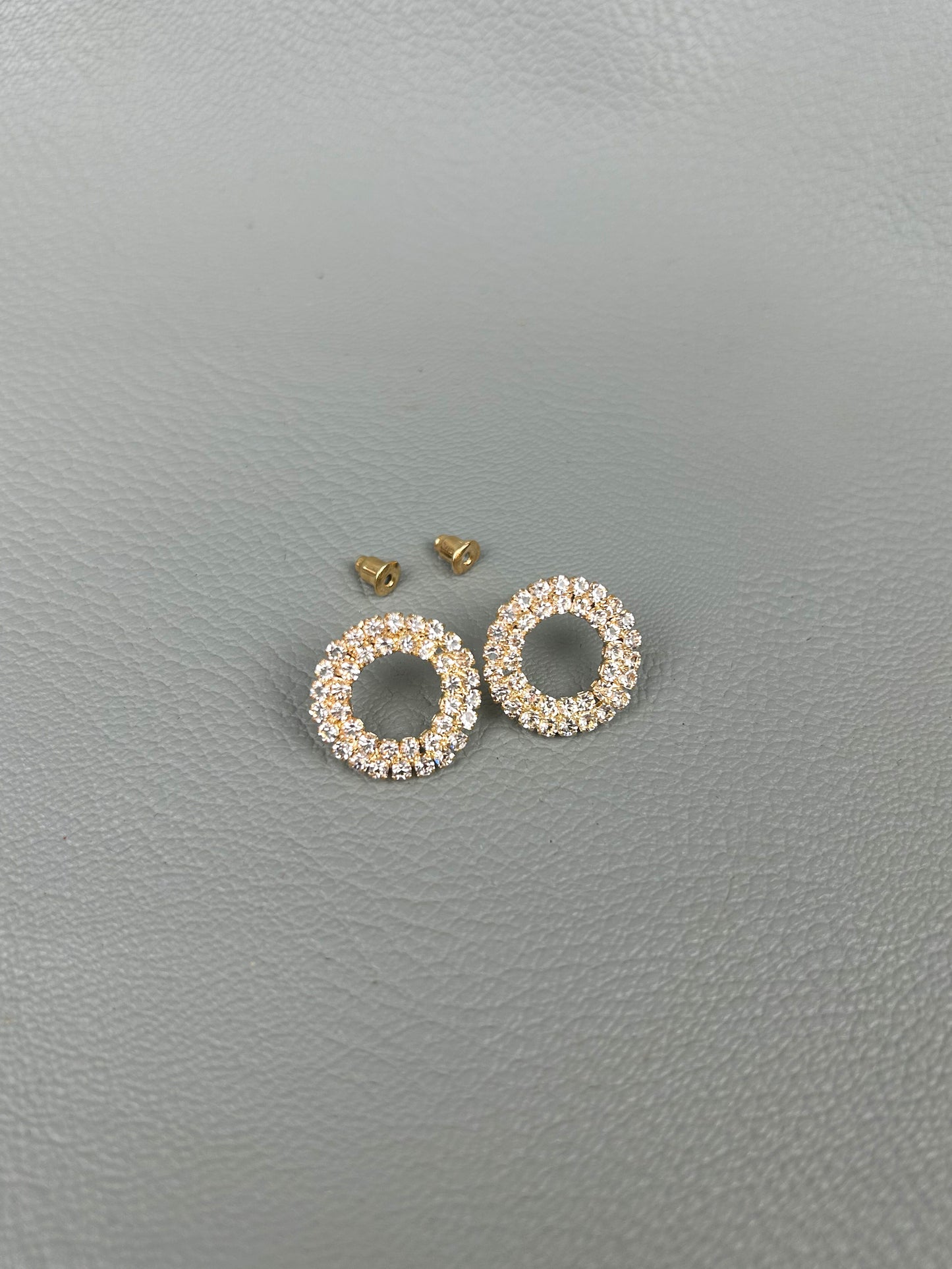 Golden Circle Earrings For Women/Girls WER09