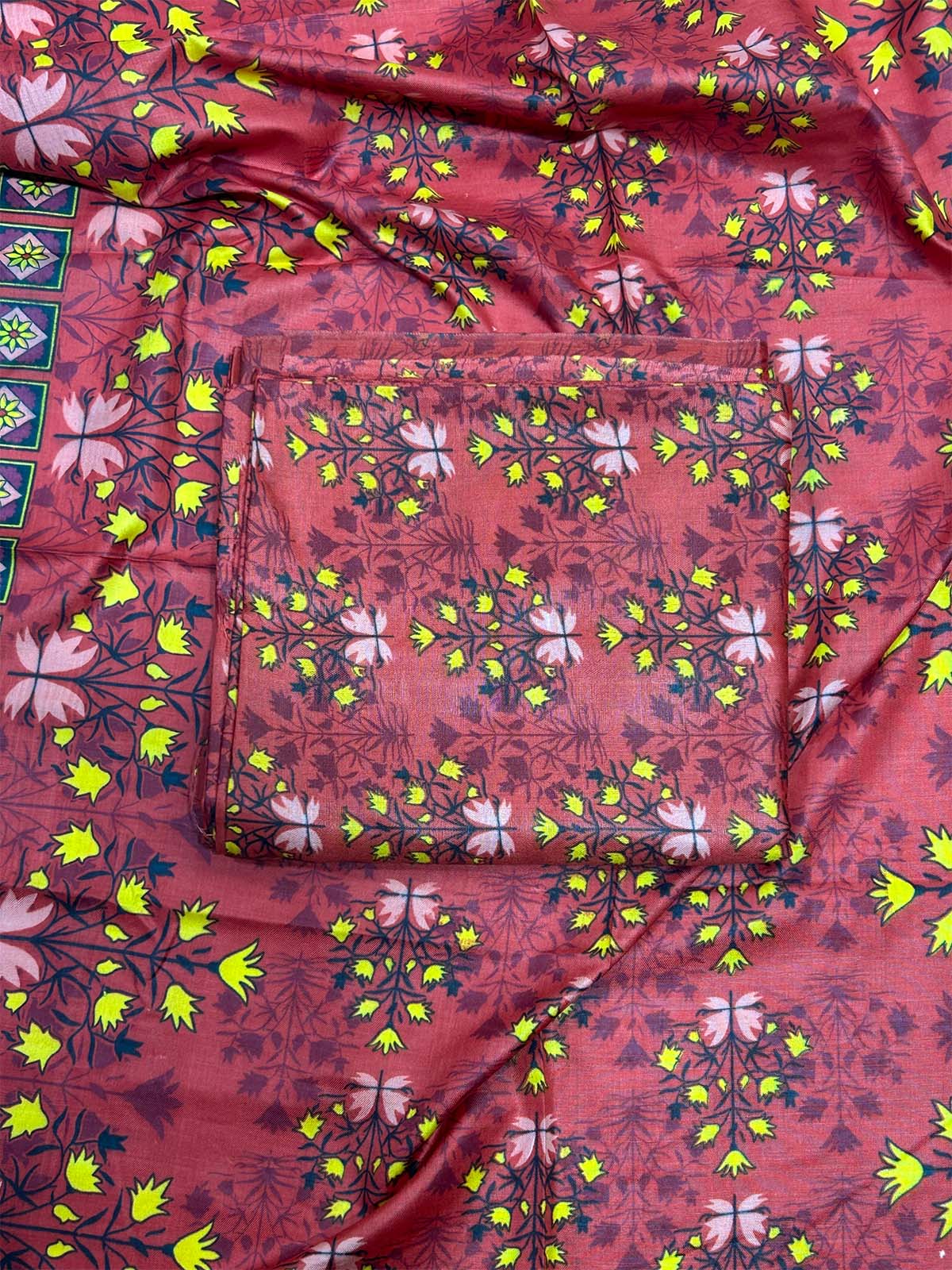 3Pcs Unstitched Digital Lawn Suit For Women WU223