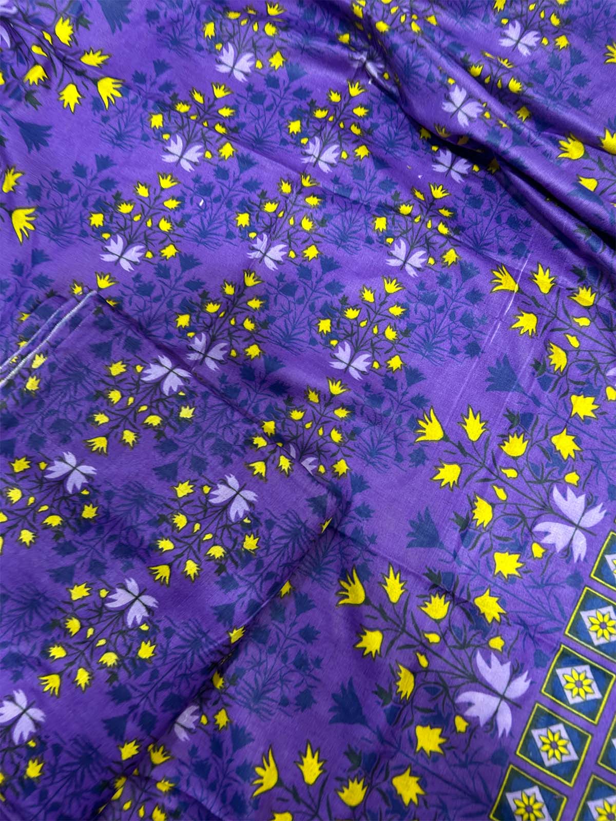 3Pcs Unstitched Digital Lawn Suit For Women WU224