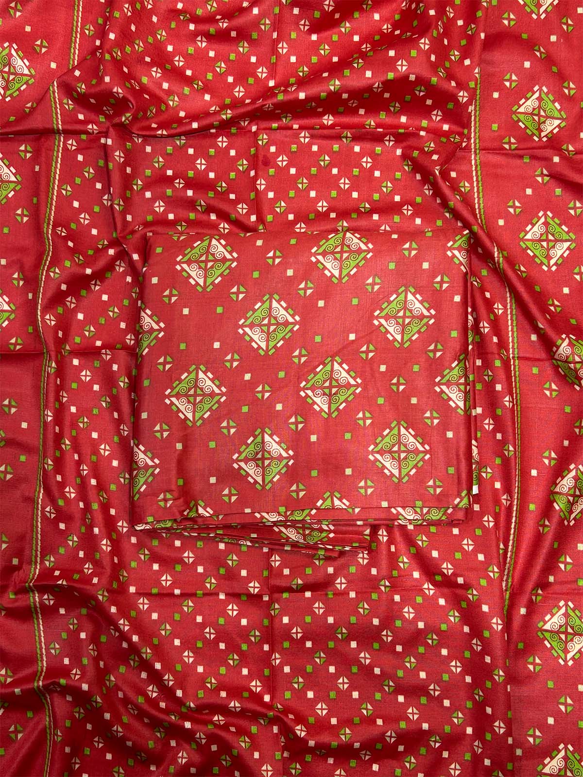 3Pcs Unstitched Digital Lawn Suit For Women WU226