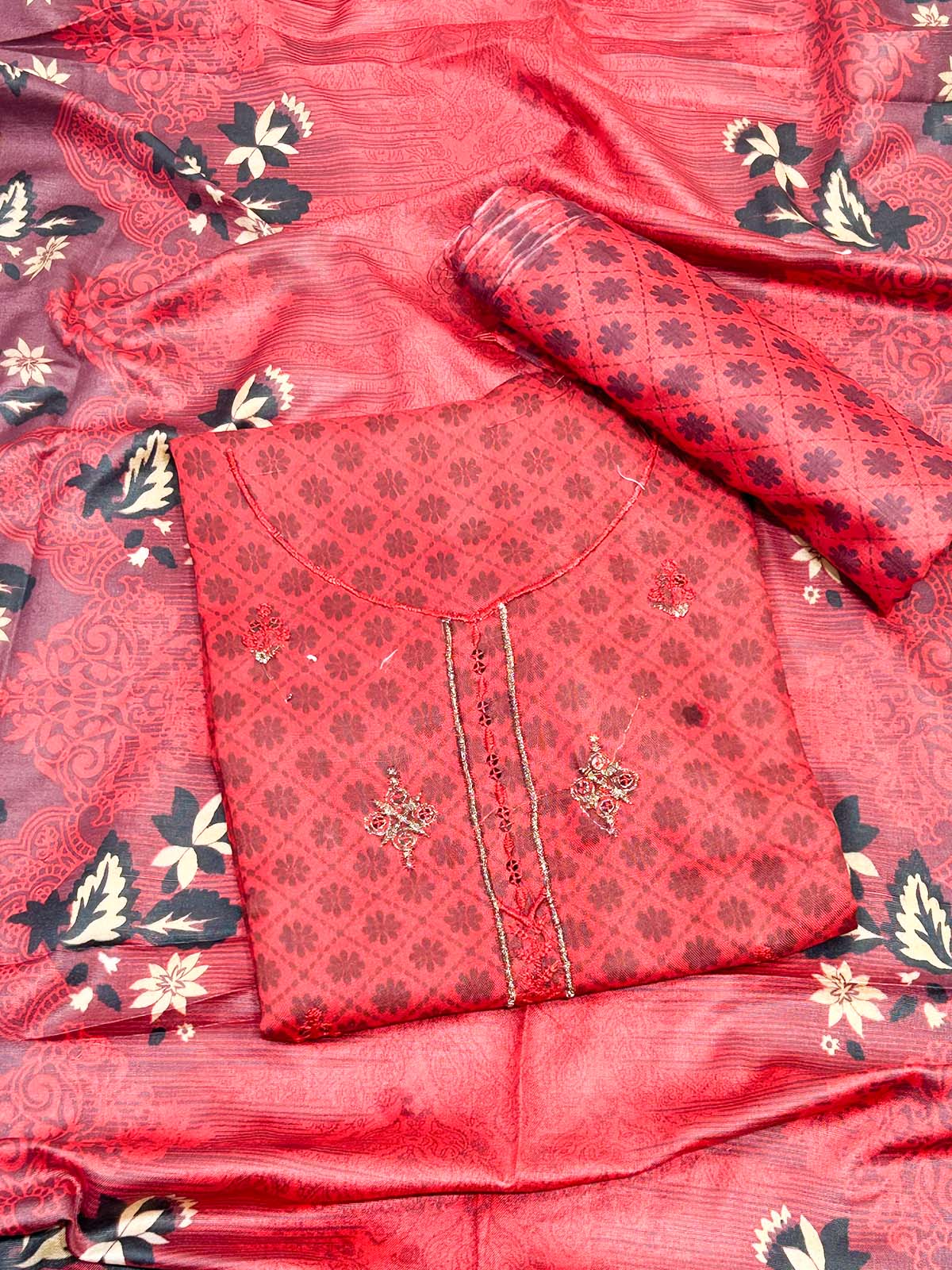 3Pcs Unstitched Digital Lawn Suit For Women WU227