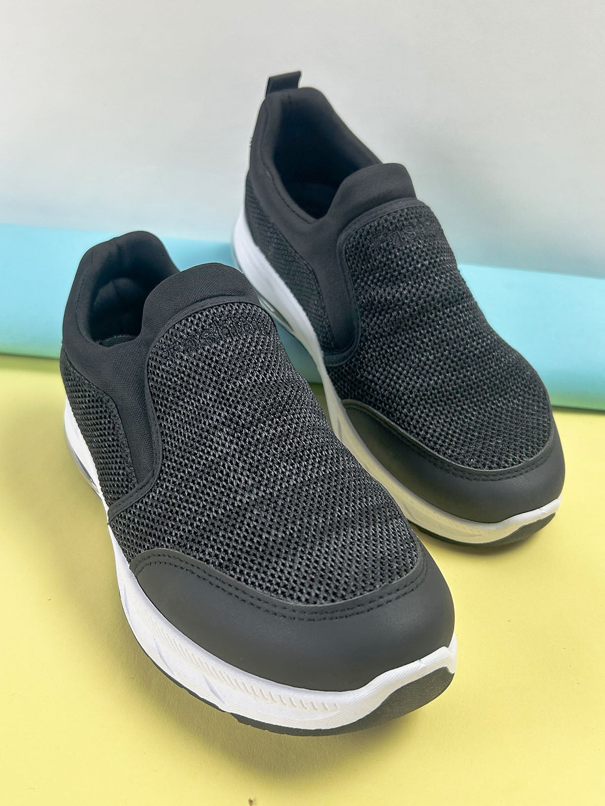 Charcoal Casual Sneakers For Men MJS228