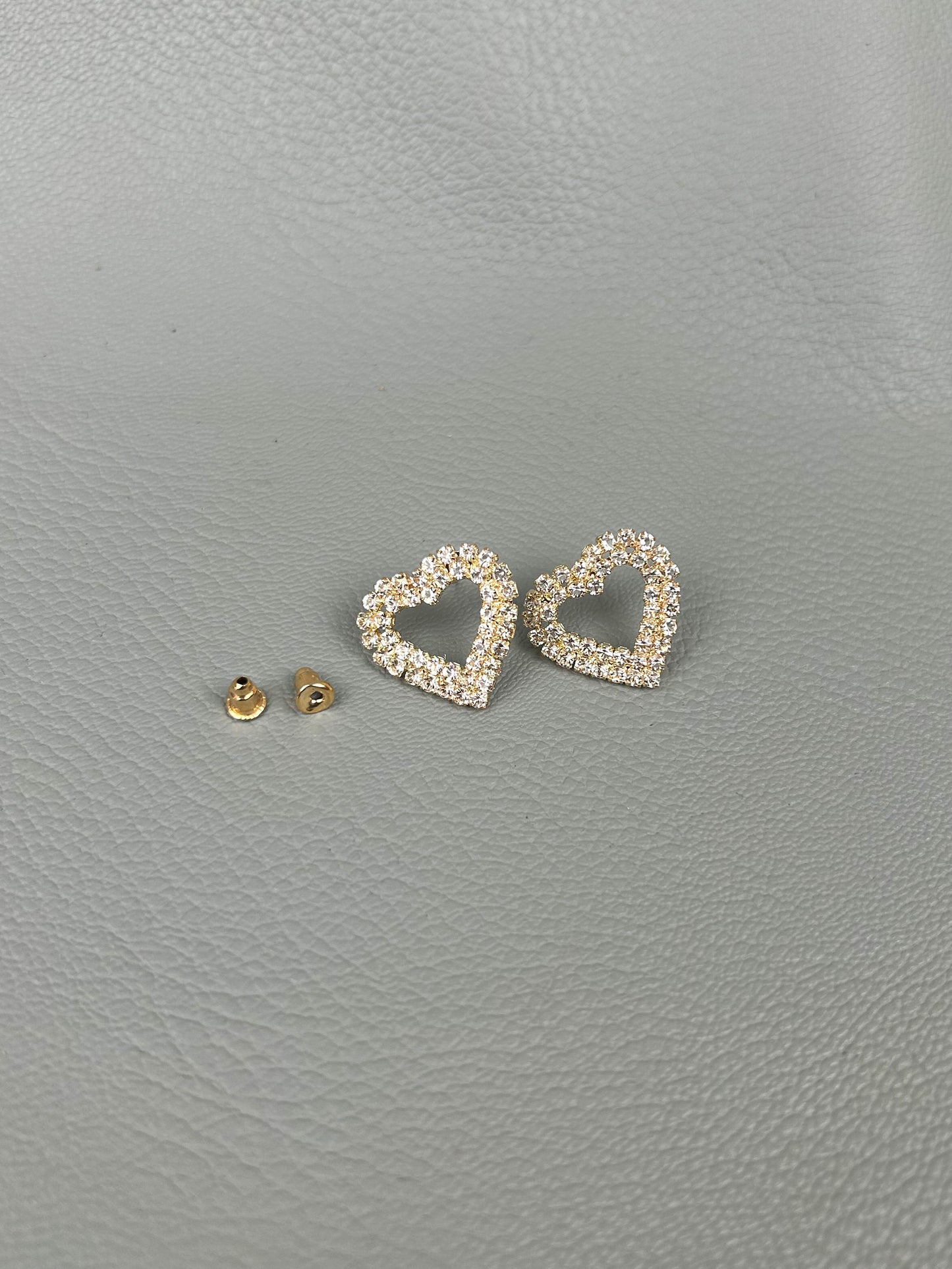 Golden Heart Earrings For Women/Girls WER10