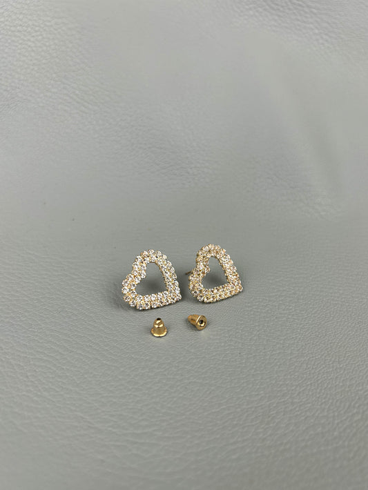 Golden Heart Earrings For Women/Girls WER10