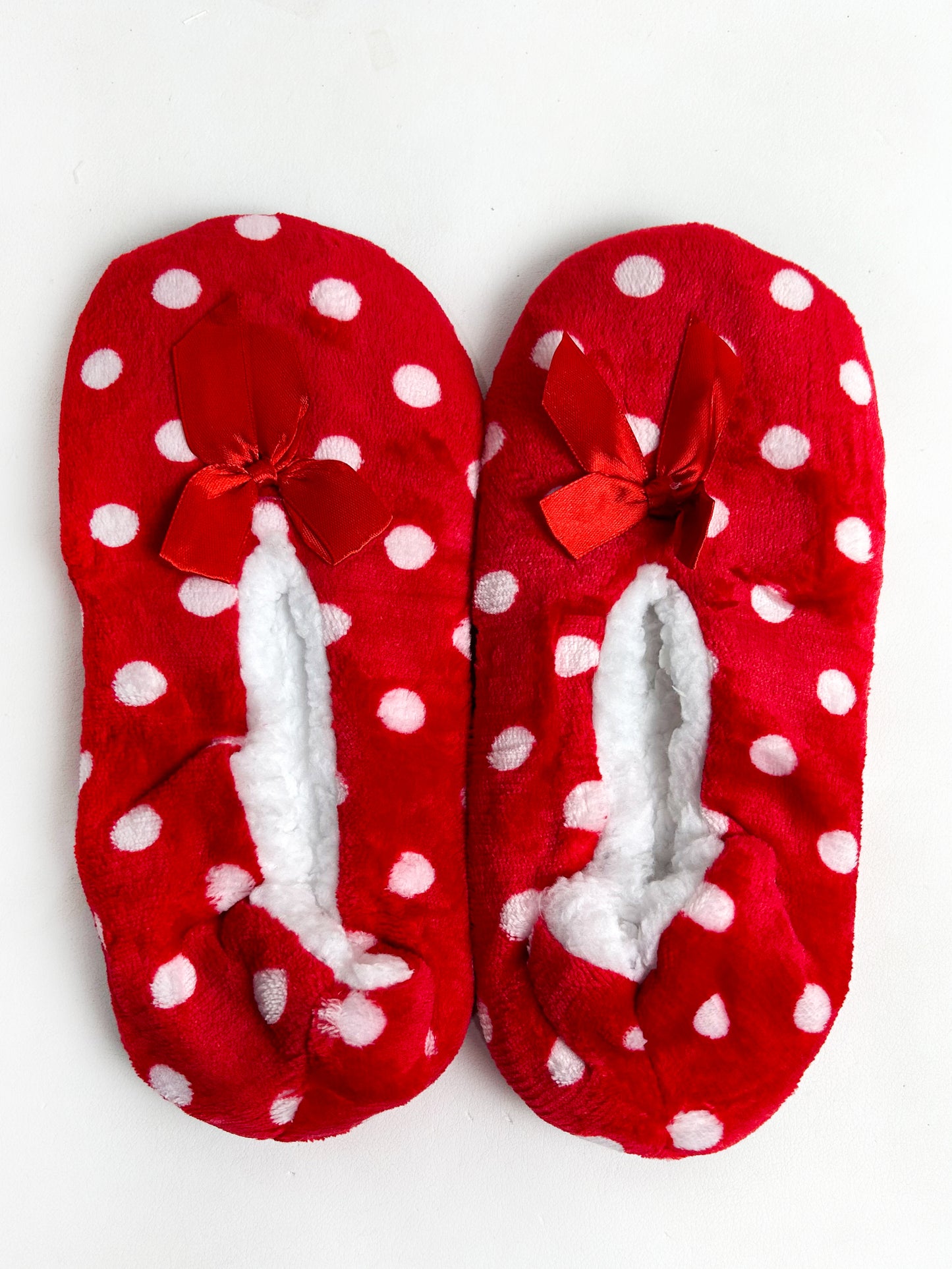 Red Polka Dots Fuzzy Slipper Socks FSS18