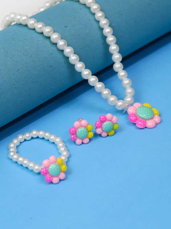 GJS05 Girl's Jewellery Set F White The Cut Price