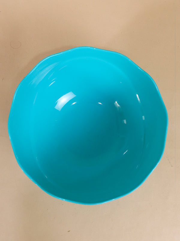 Turquoise Plastic Serving Bowl MB09