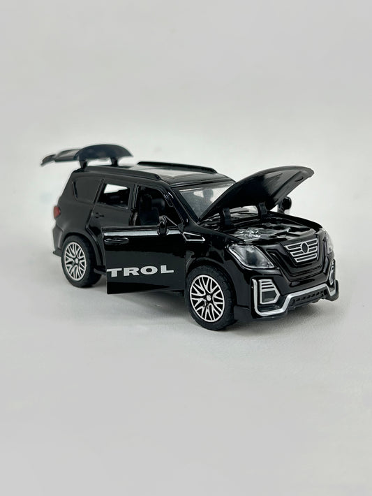 8160 Black Alloy Die-Cast Metal Car KTY102