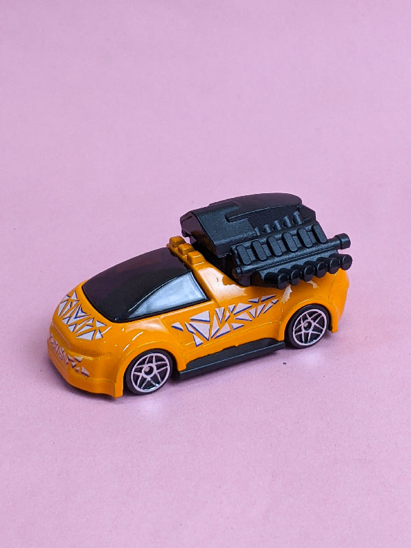 Pull Back Alloy Die Cast Car for Kids - Multicolor / Multi design