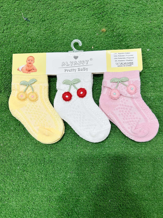 0Mth - 12Mth Pack of 3 Socks For Newborn KS27