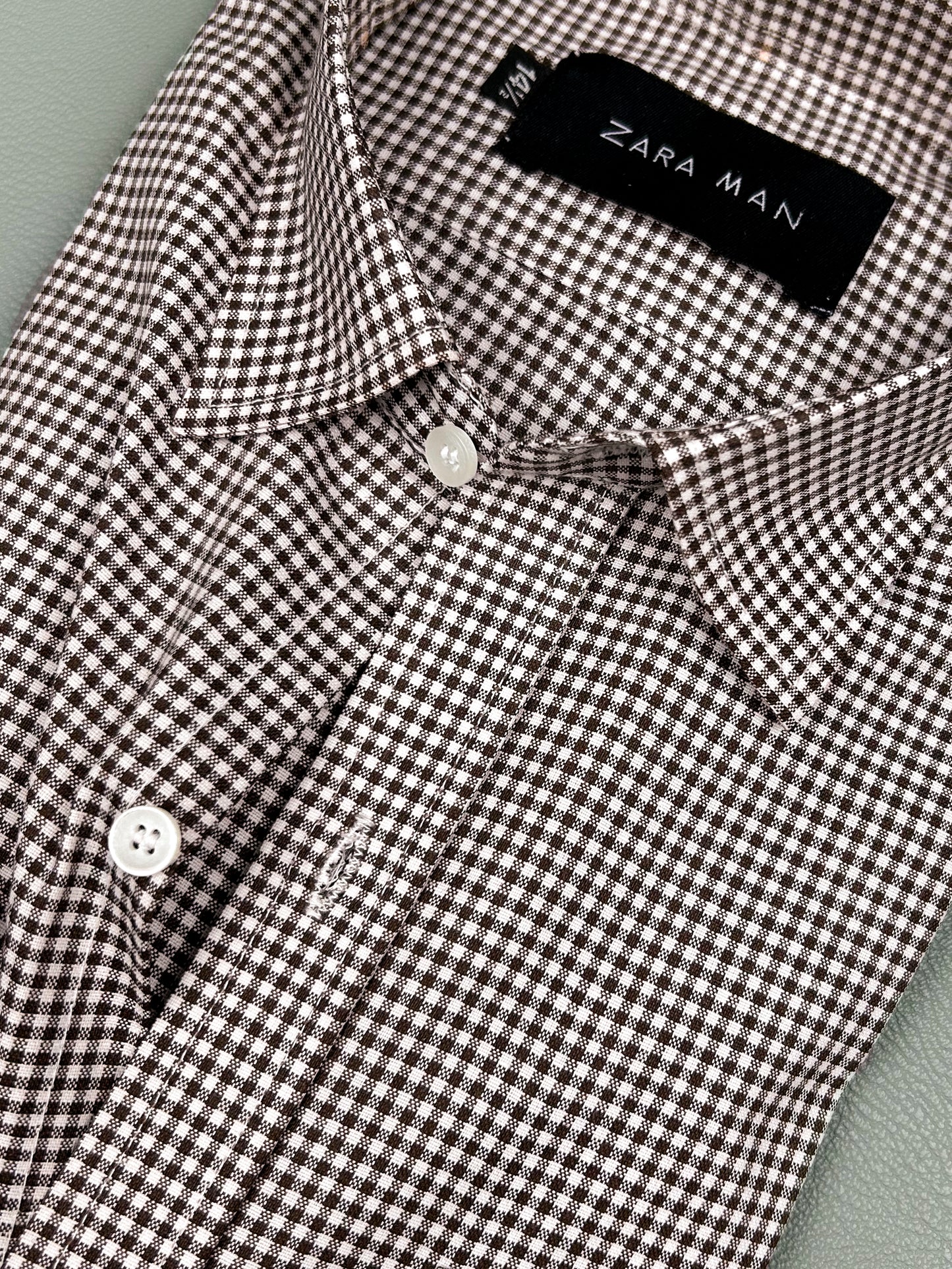 Dark Brown Small Checks Formal Dress Shirt For Men MFS149