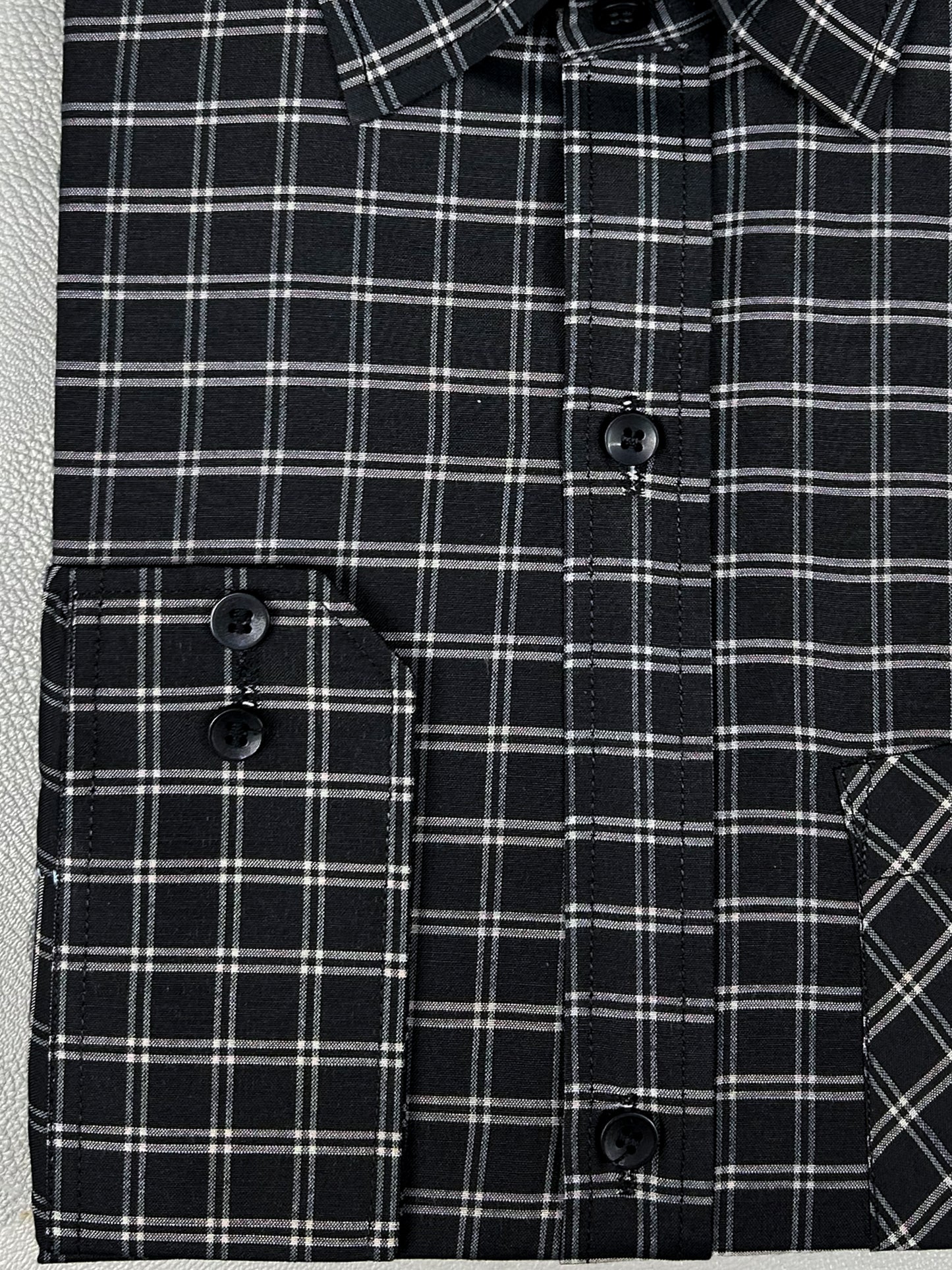 Black Checks Formal Dress Shirt For Men AZ MFS208