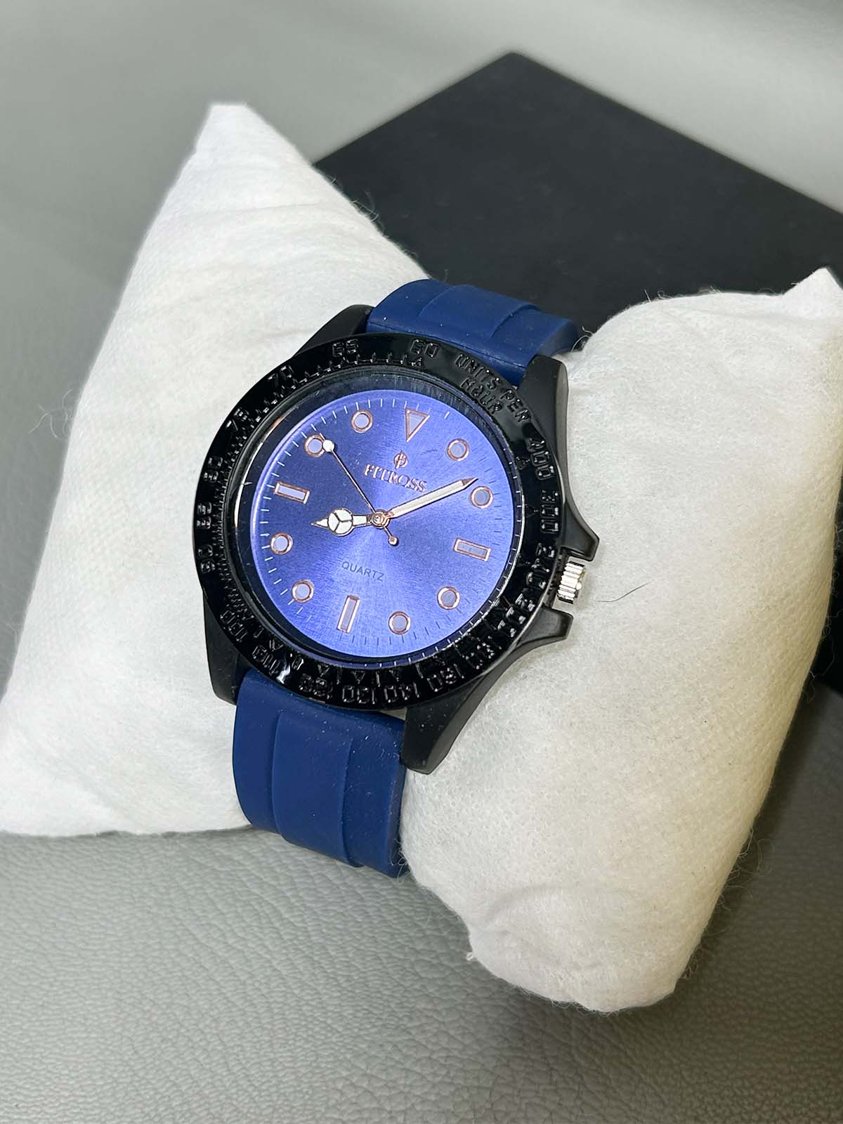 Navy Rubber Strap Watch For Men MW174