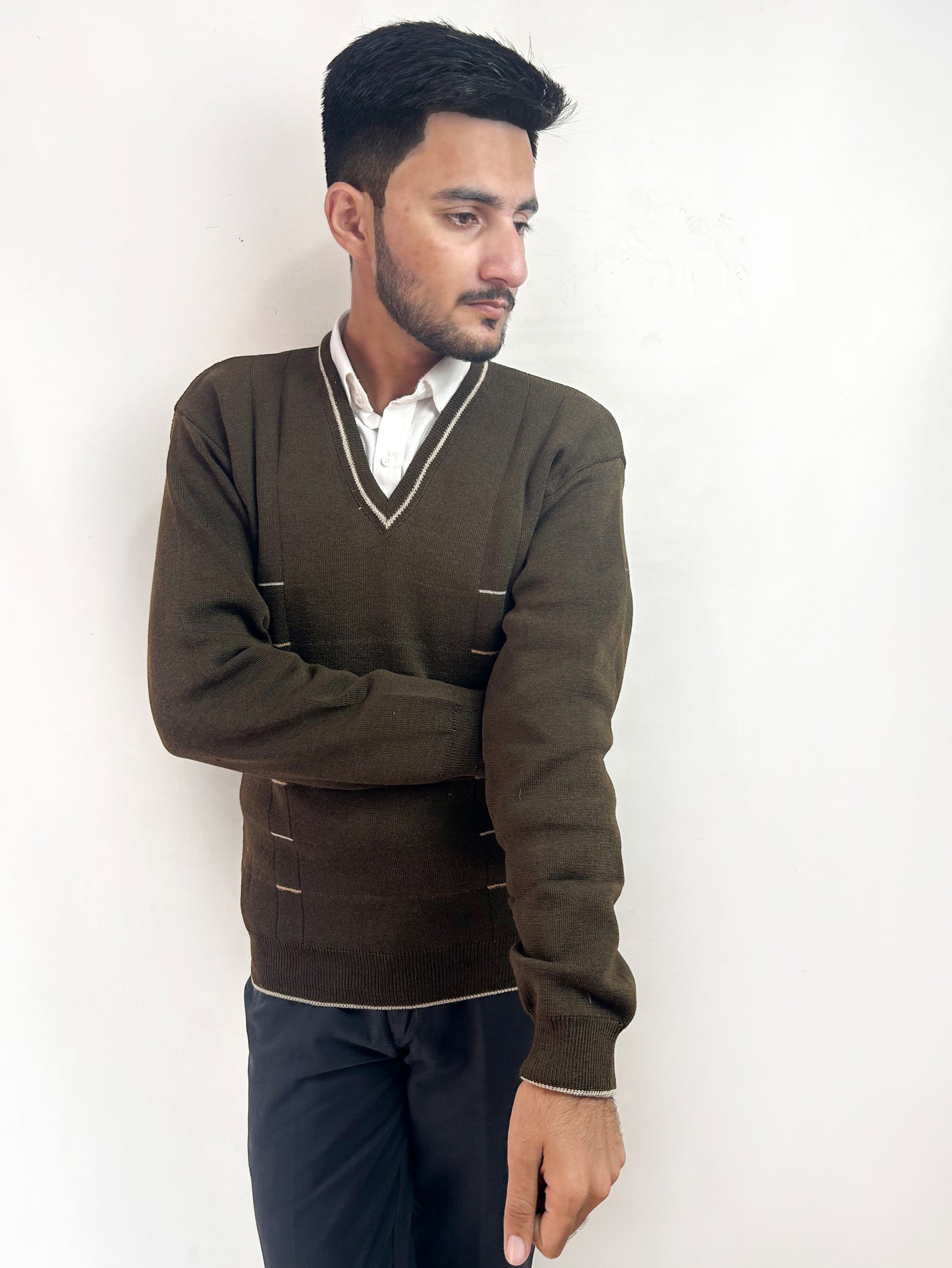 Dark Brown Full Sleeves Sweater for Men MSW39