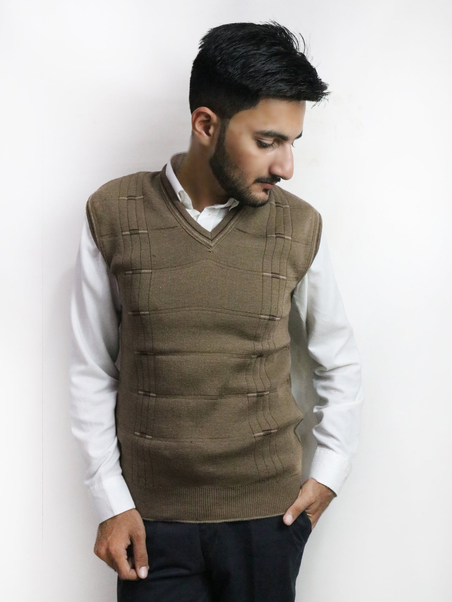 Brown Sleeveless Sweater for Men MSW19