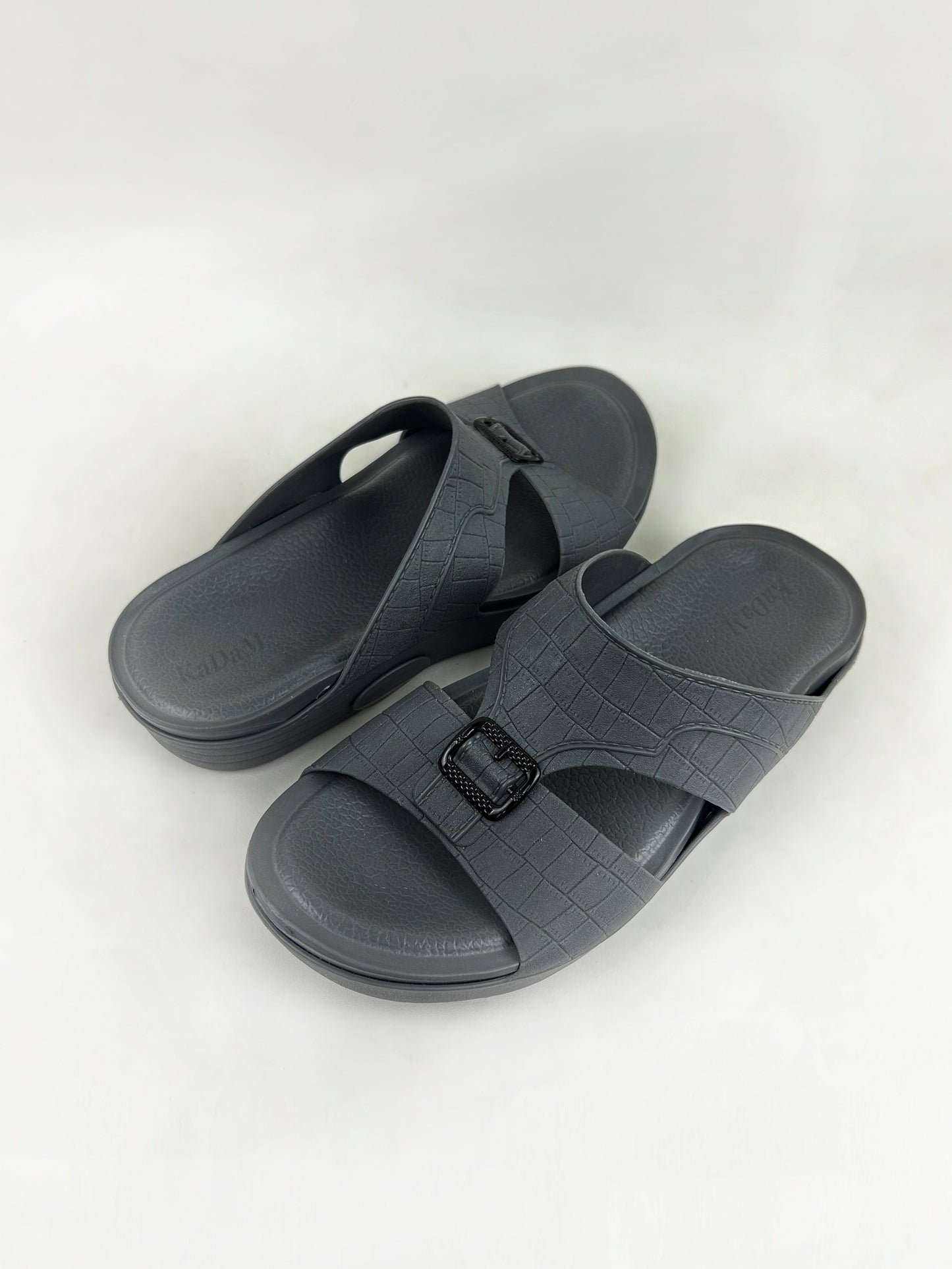 Grey Casual Slipper For Men MC53