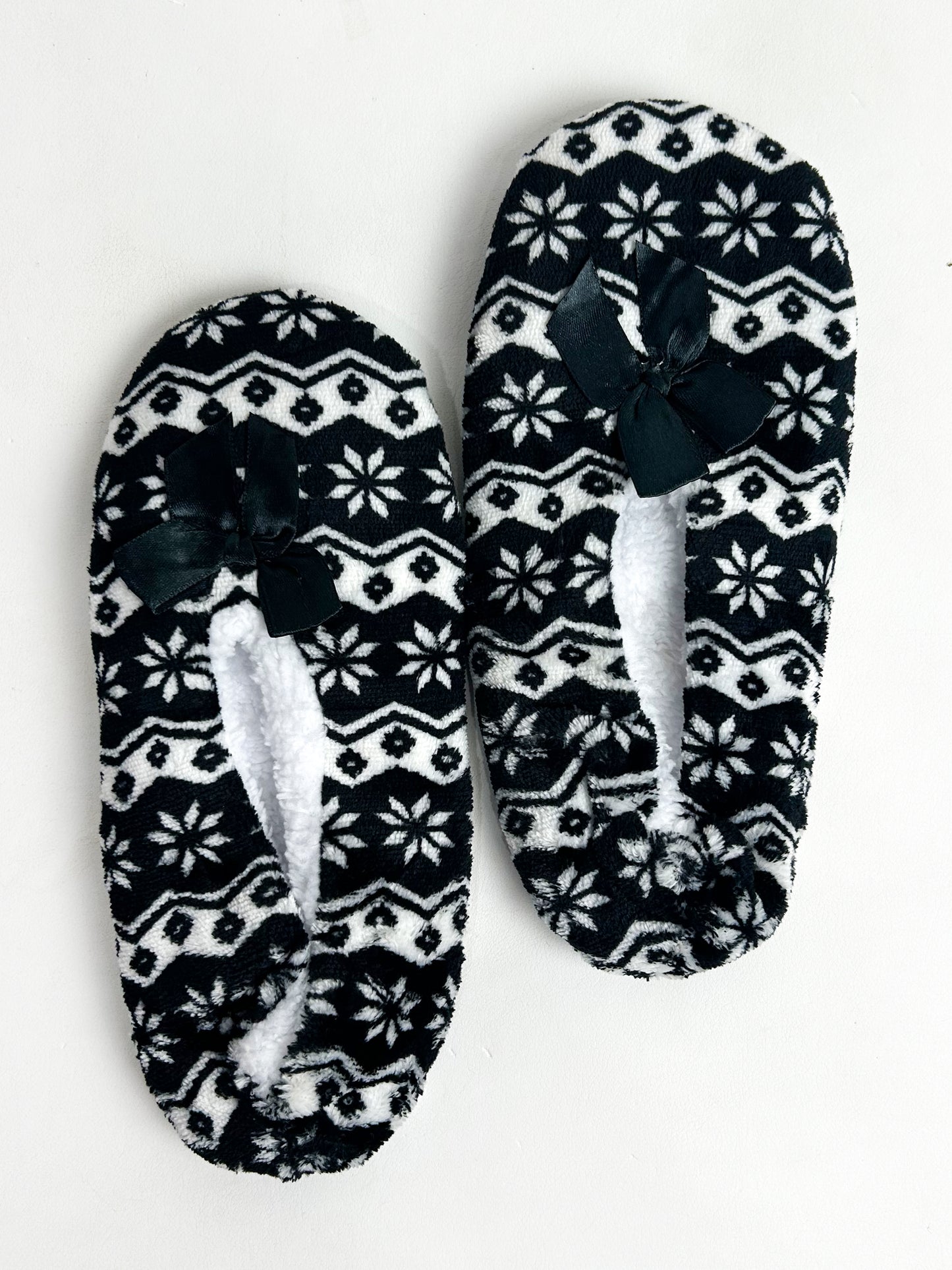 Black Fuzzy Slipper Socks FSS12