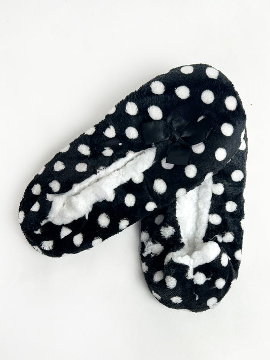 Black Polka Dots Fuzzy Slipper Socks FSS19