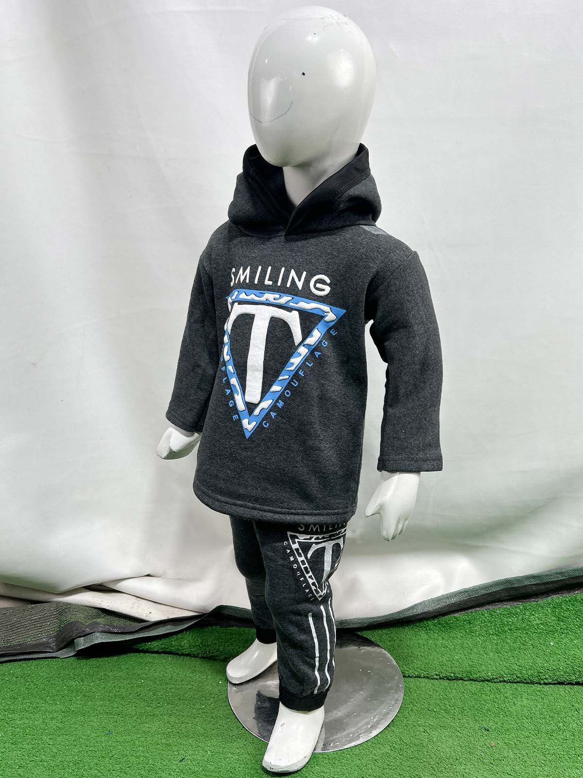 2Yr - 5Yrs Fleece T Grey Suit For Kids SH BS557