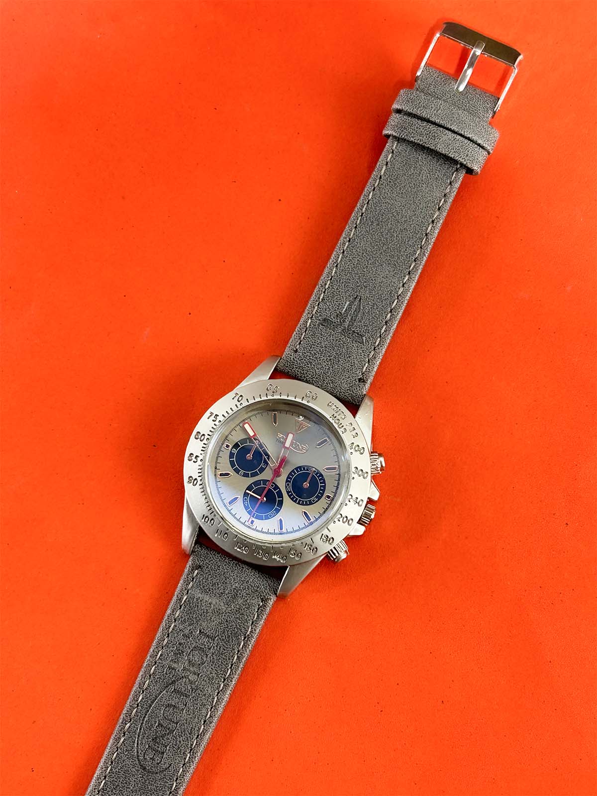 Grey Strap Watch For Men MW218