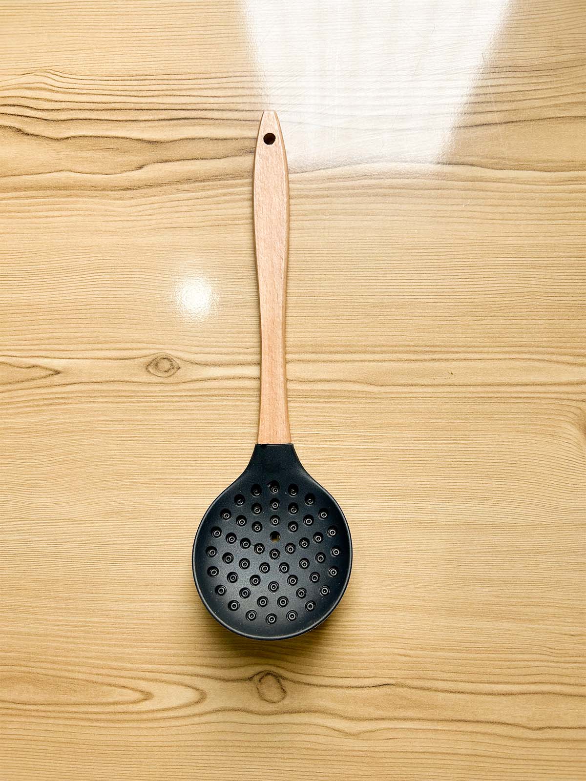 Silicone Skimmer With Wooden Handle Multicolor