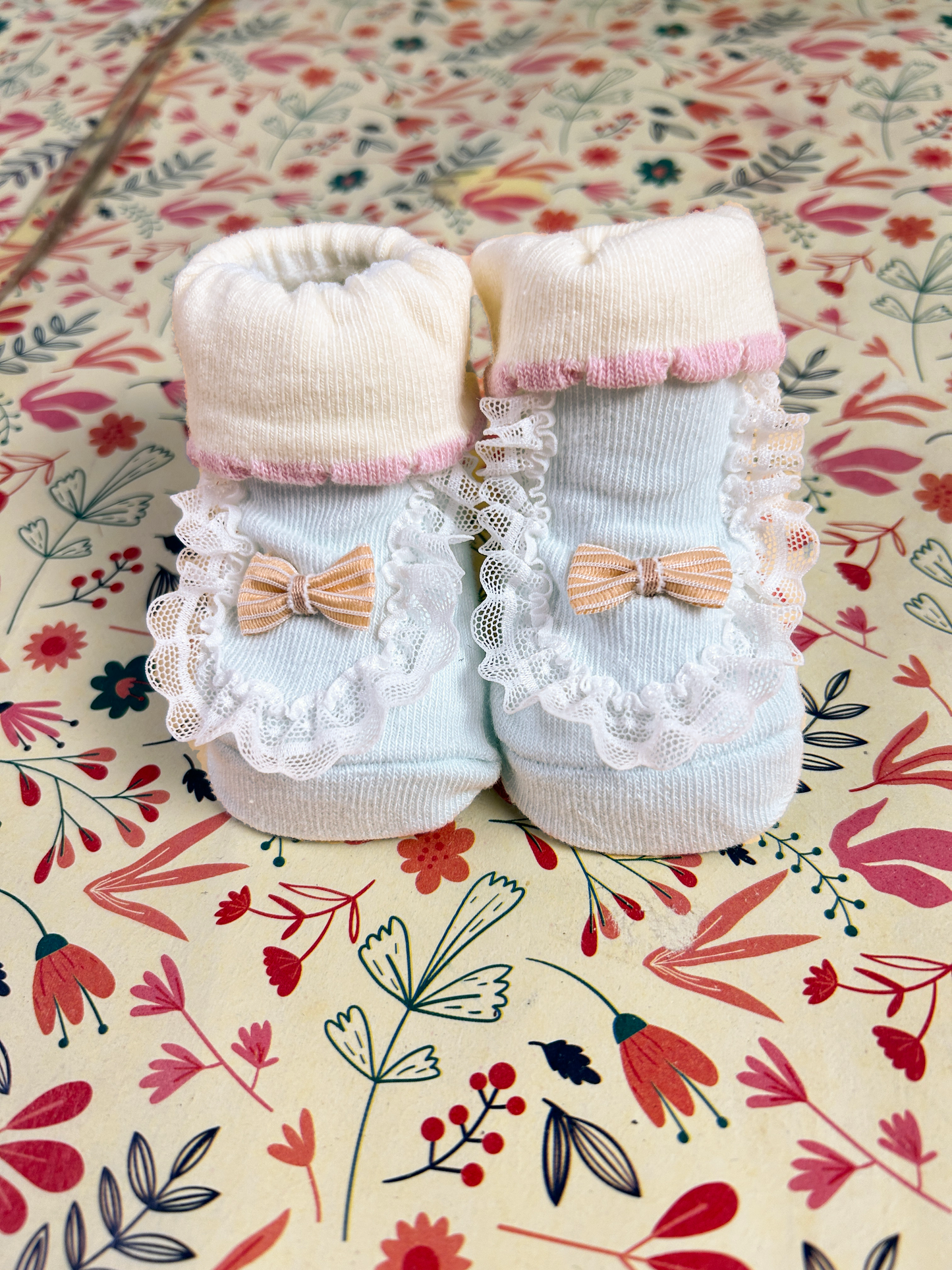 Floral Booties For Newborn NB07