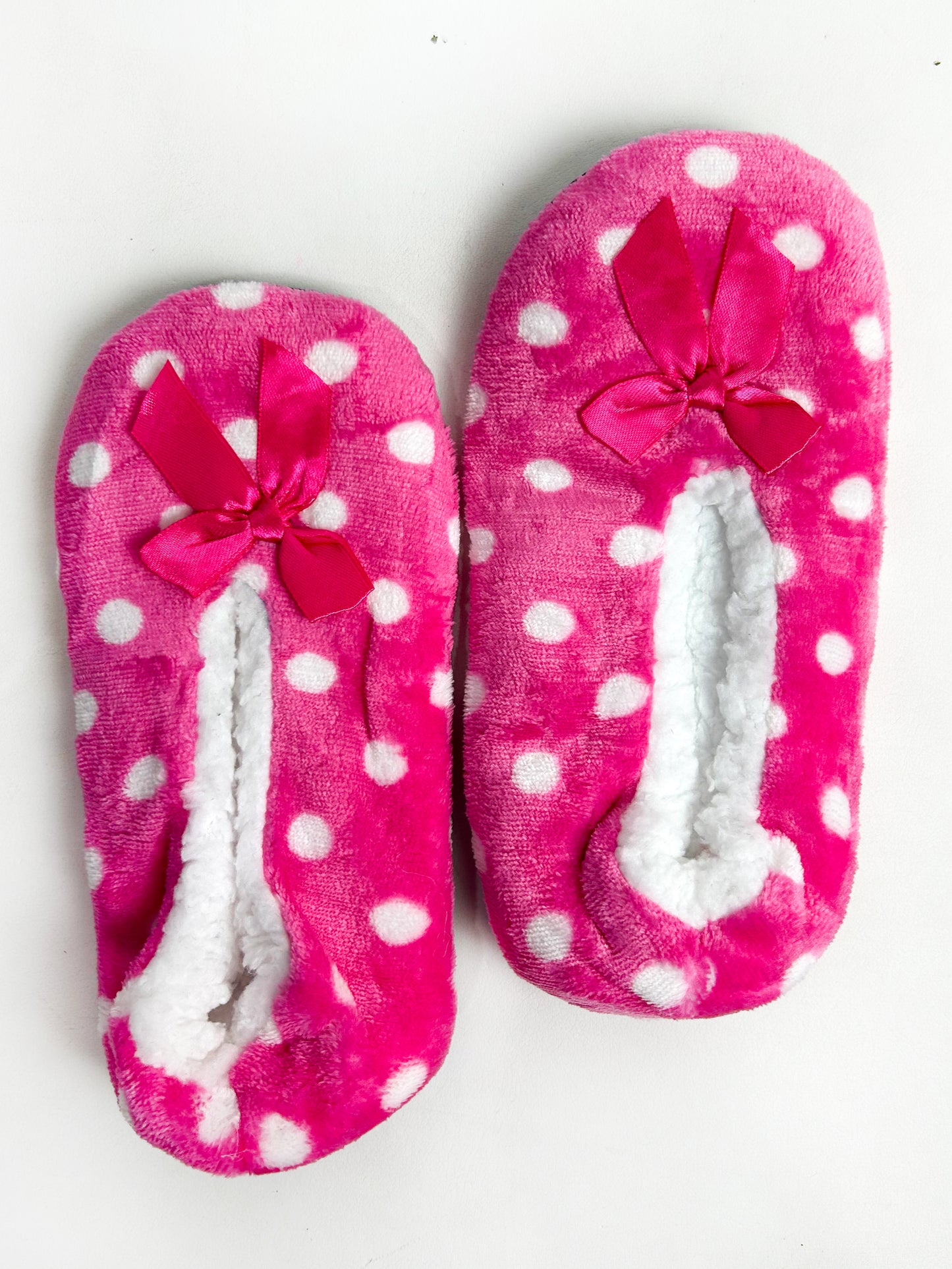 Pink Polka Dots Fuzzy Slipper Socks FSS22