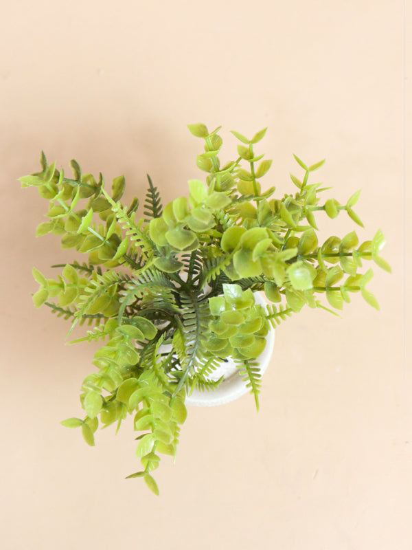 Artificial Flowers/Plants for Decorations with Plastic Pot 18 AFP01