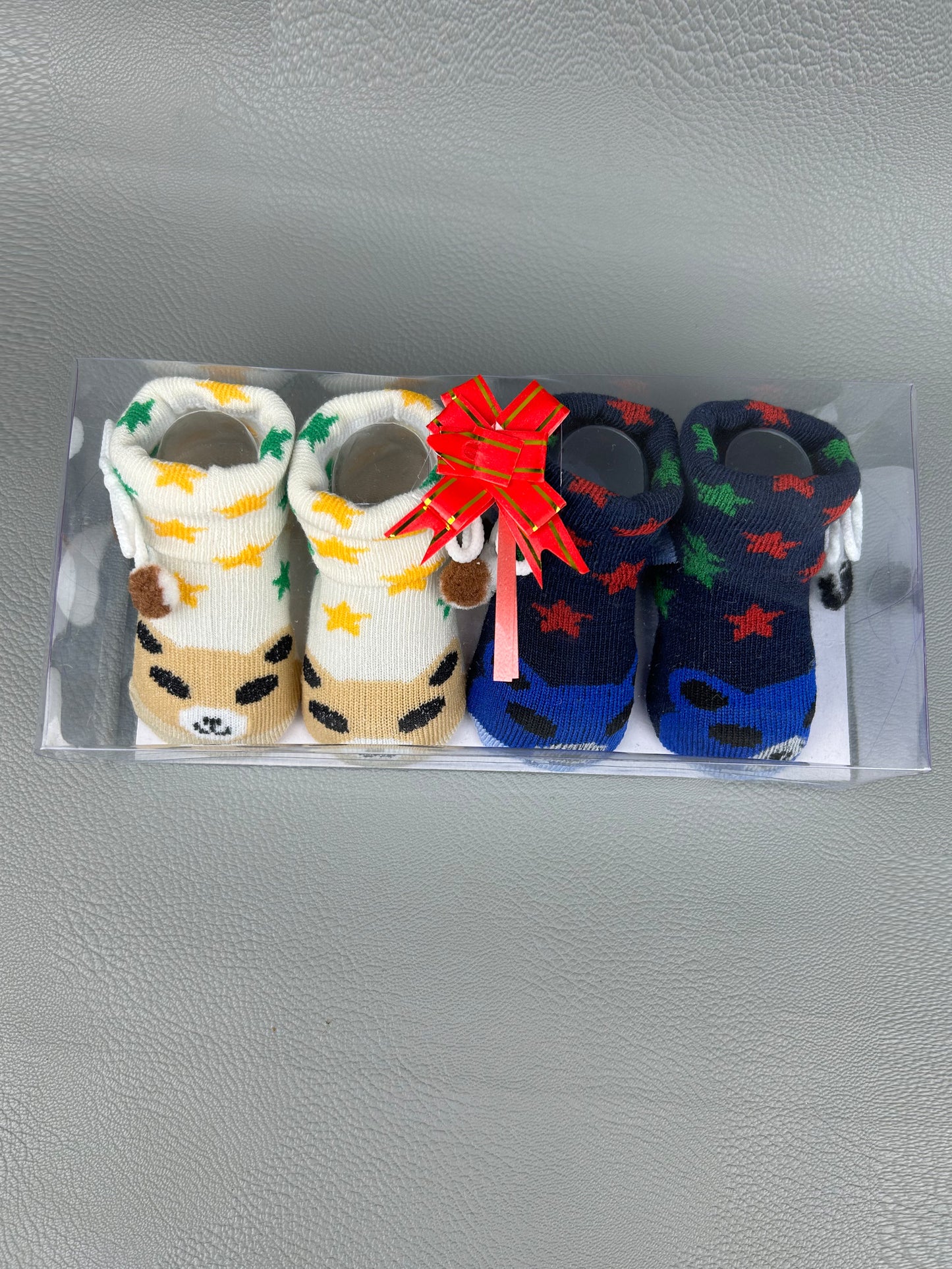 Pack of 2 Multicolor & Multidesign Basic Booties For Newborn NB01