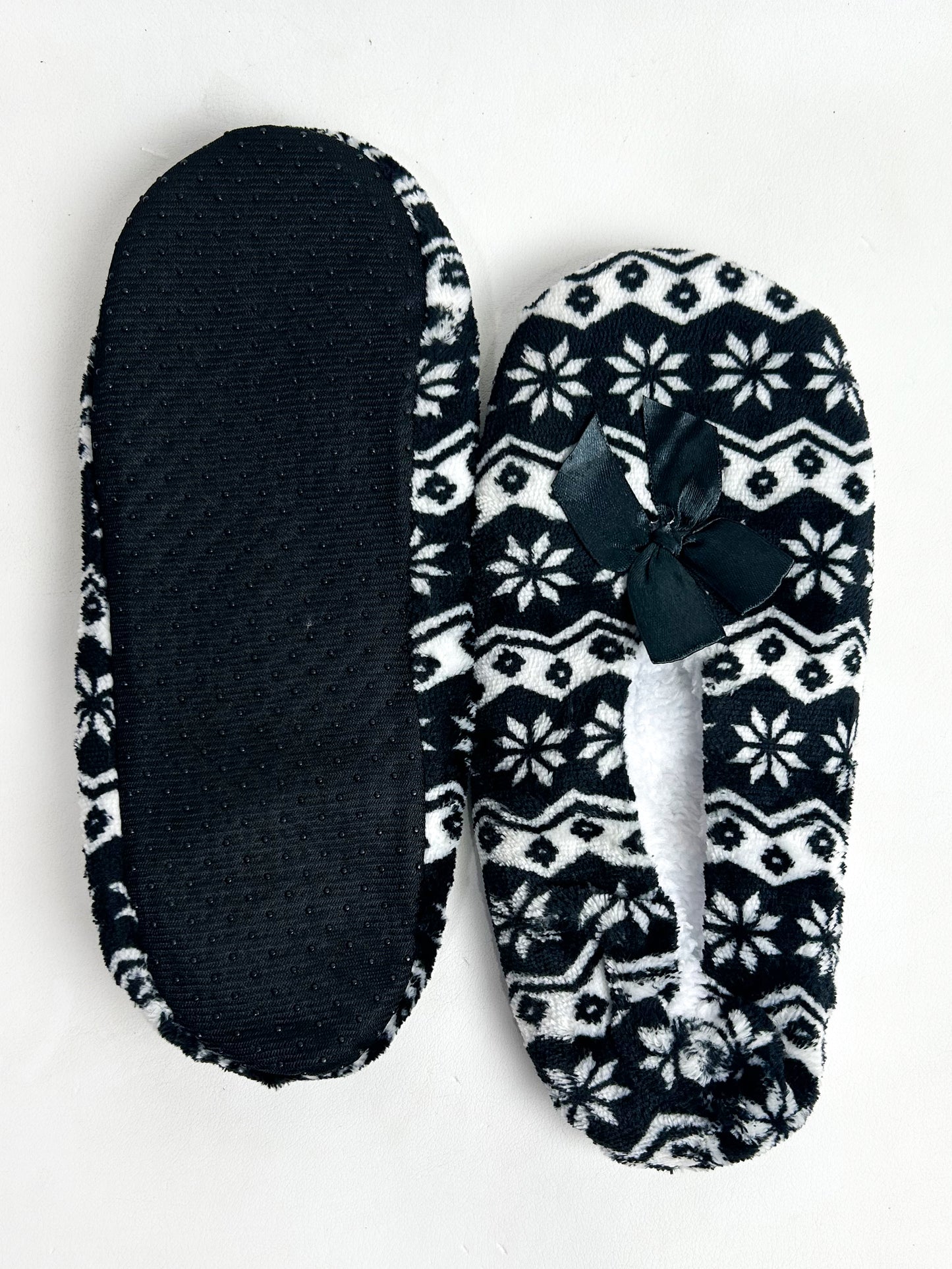 Black Fuzzy Slipper Socks FSS12