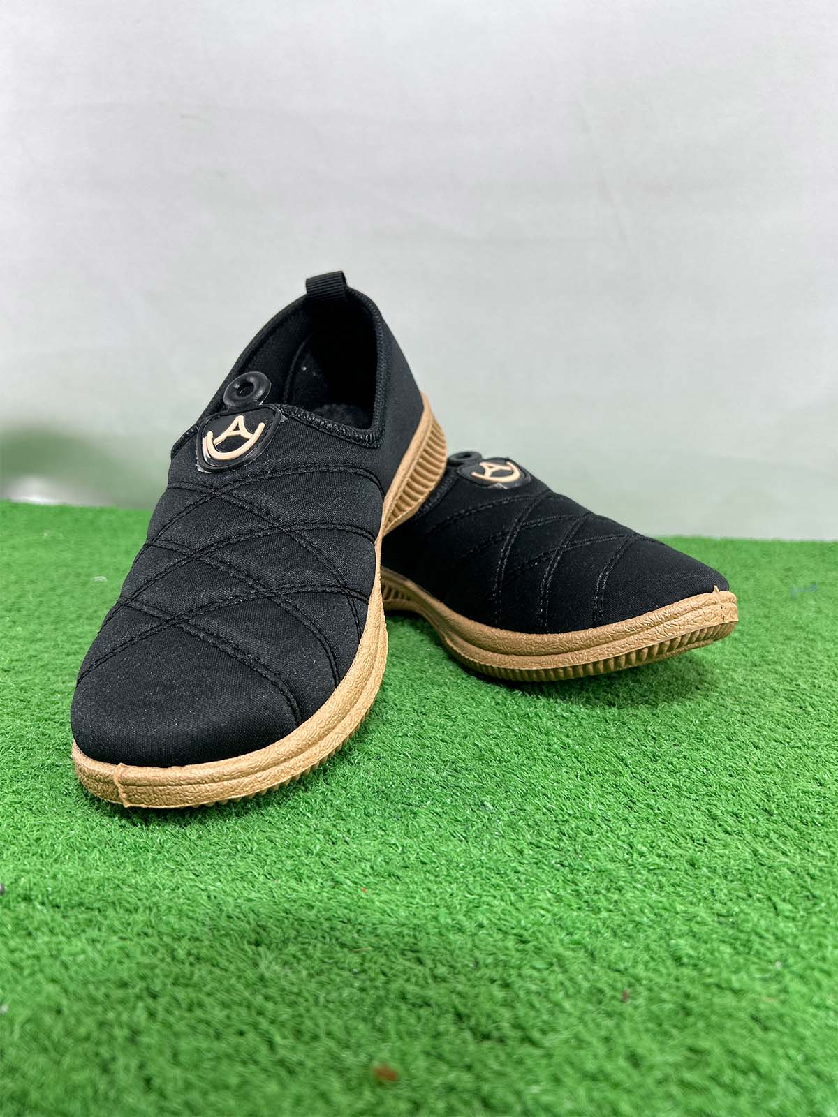 Black Sneakers For Women/Girls GWS54