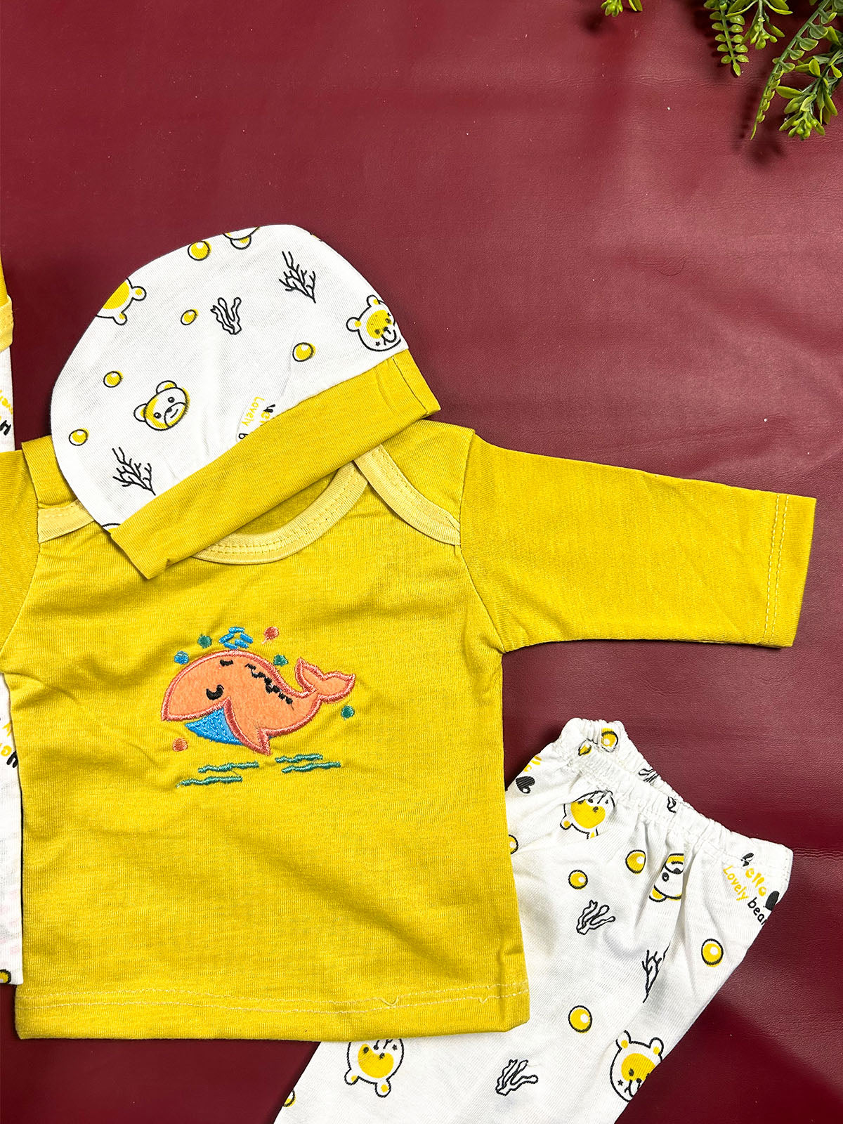 0Mth - 3Mth Whale Yellow 5Pcs Gift Set For Newborn NBGS445