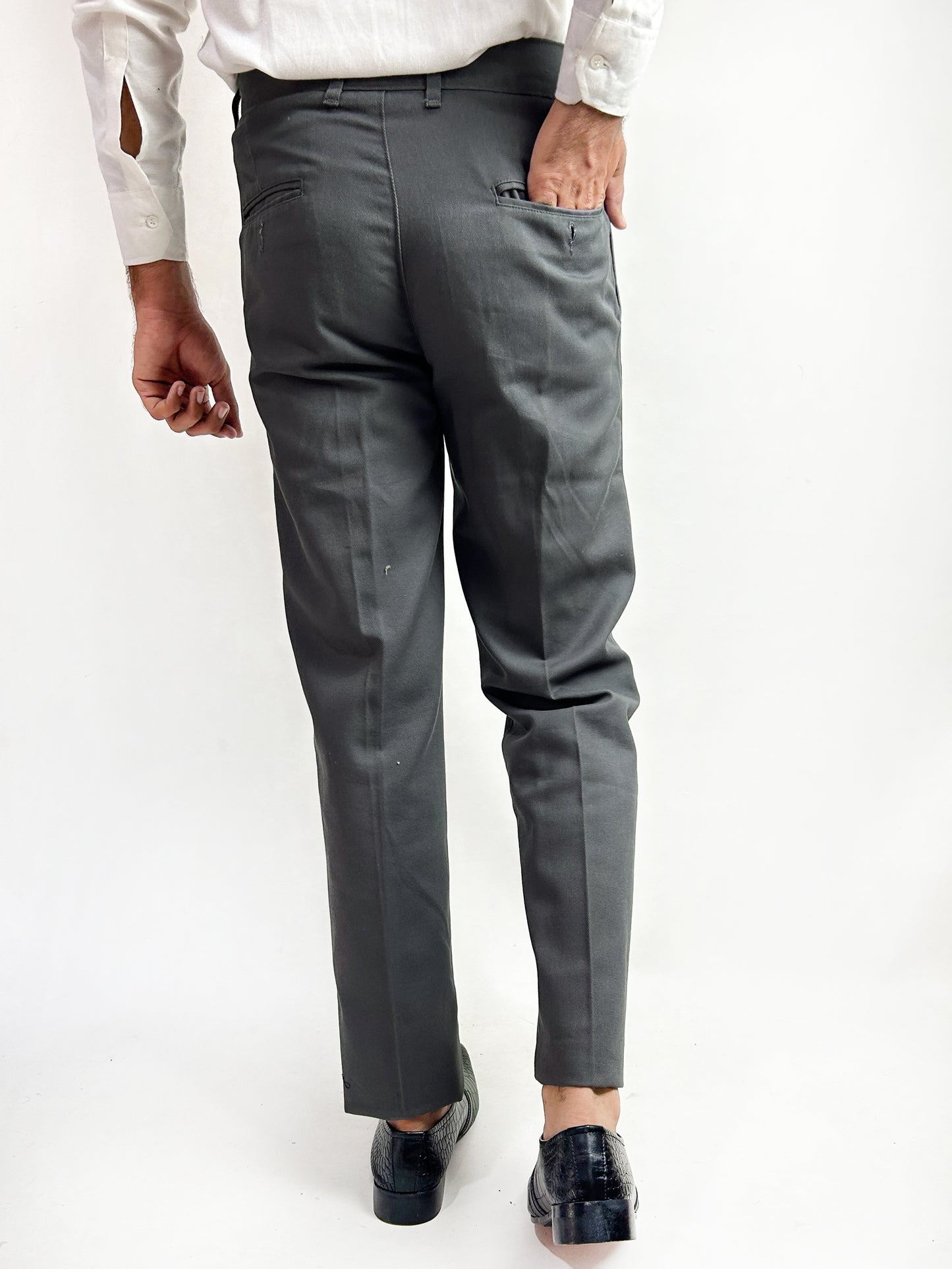 Grey Wrinkle-Free 100% Cotton Formal Dress Pant For Men MWFP16