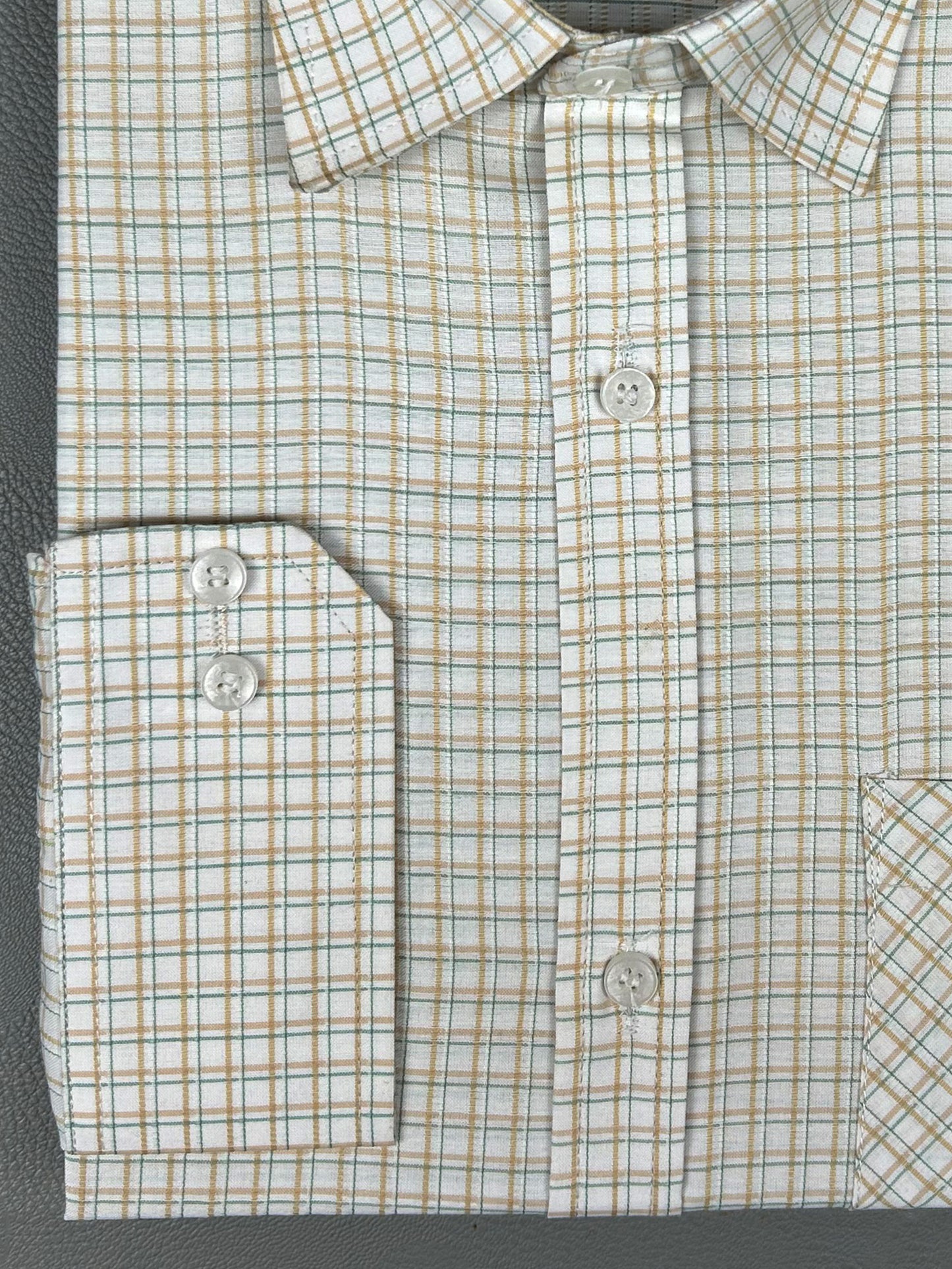 BG Small Checks Formal Dress Shirt For Men AZ MFS201