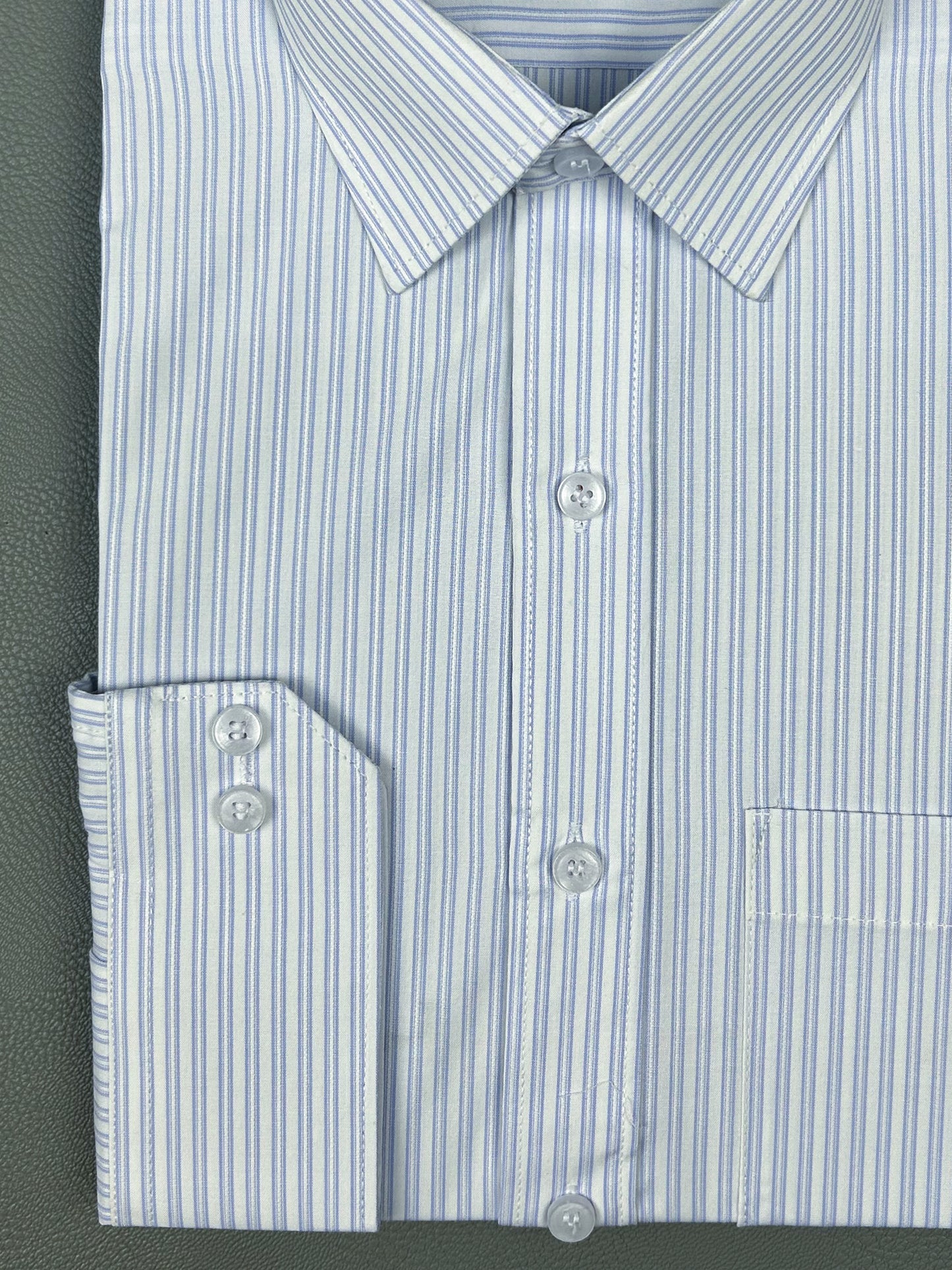 Light Purple Lines Formal Dress Shirt For Men MFS192