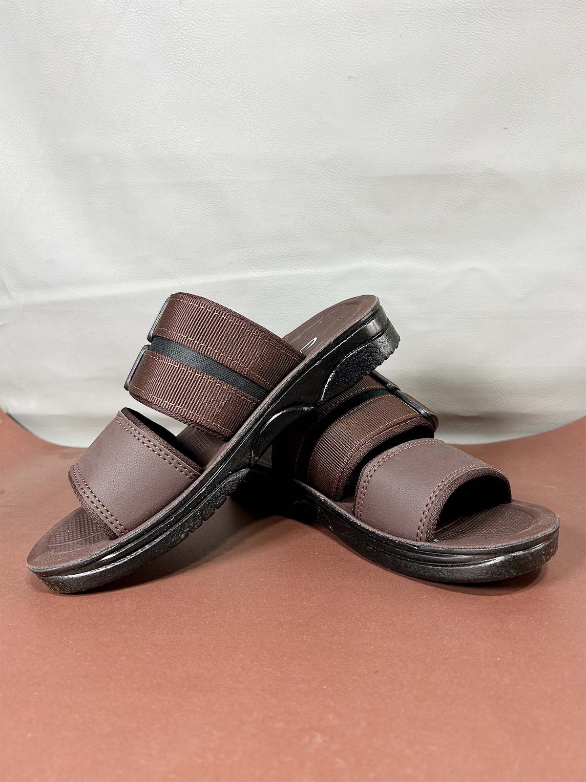 Brown Comfortable Slipper for Men MC78