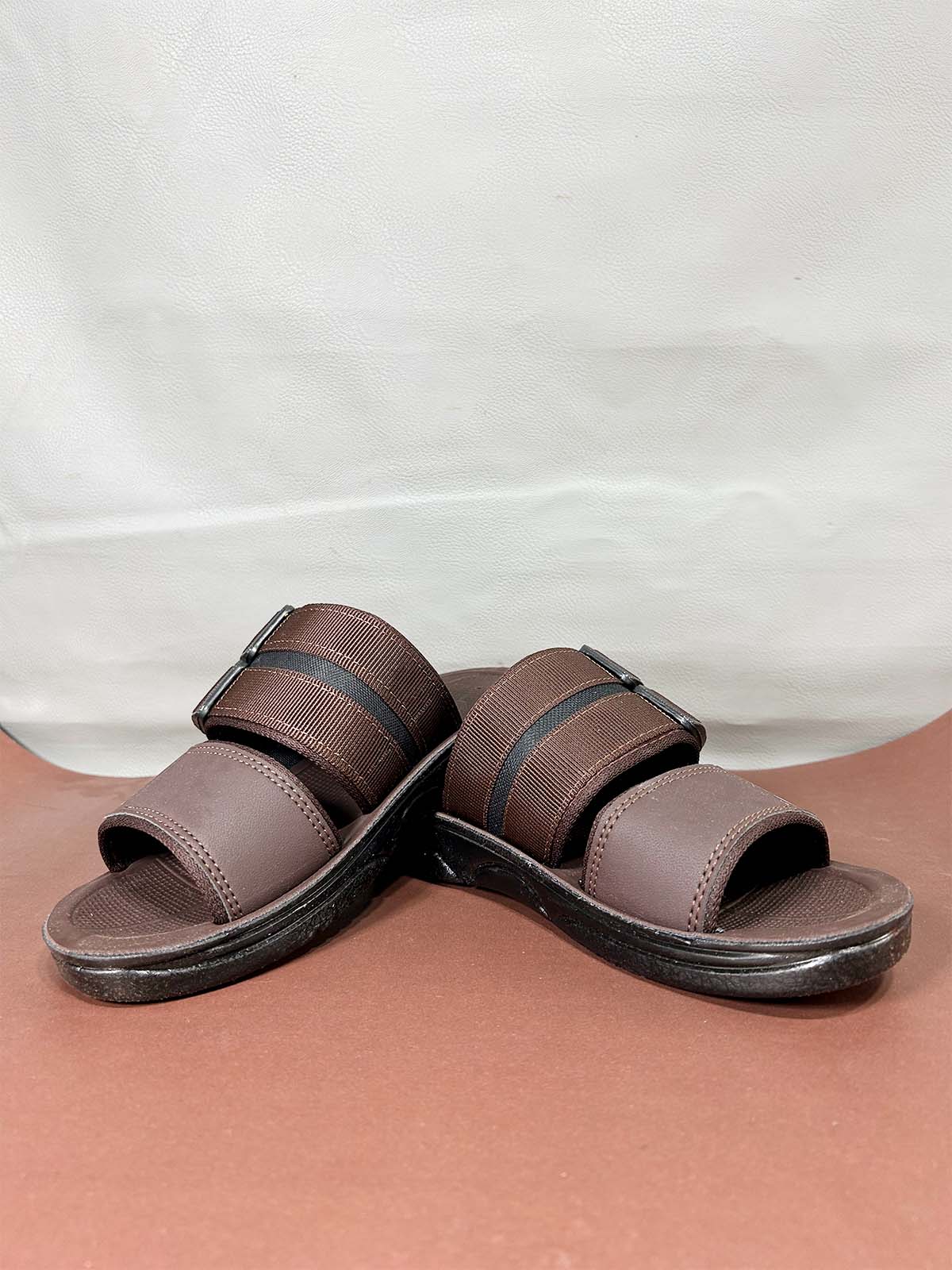 Brown Comfortable Slipper for Men MC78