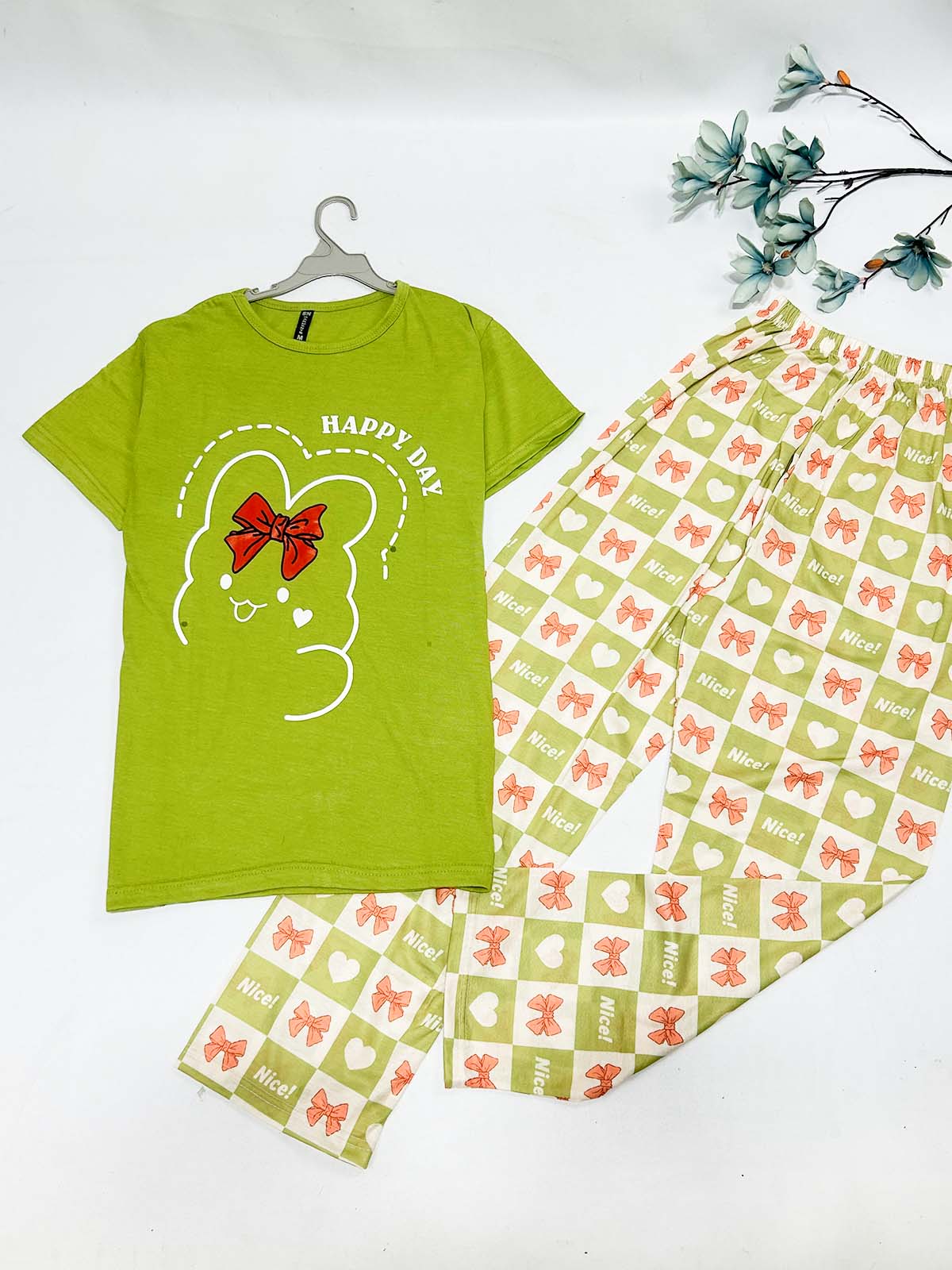 Green Night Suit For Womens / Girls SN WNS61