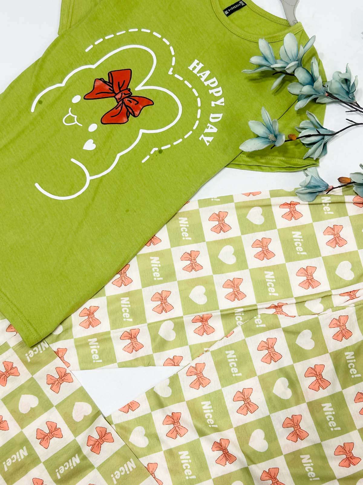 Green Night Suit For Womens / Girls SN WNS61