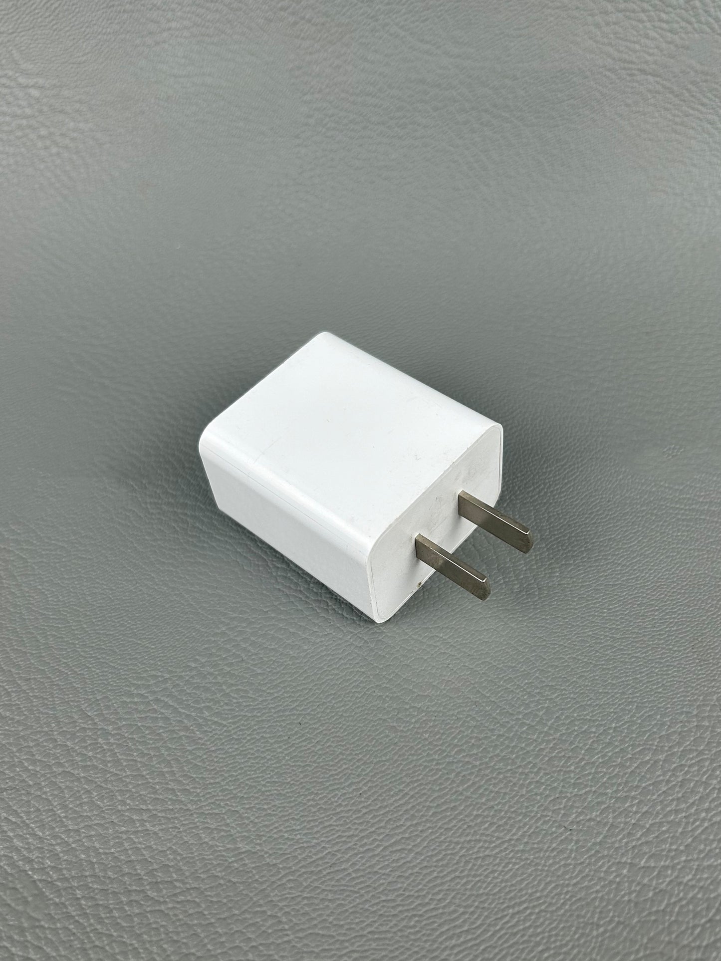 White Wall Charger Adapter 01