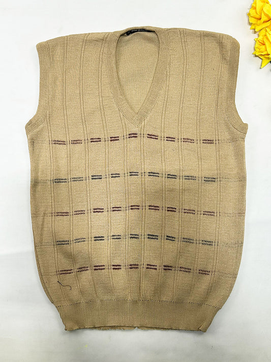Light Fawn Sleeveless Sweater for Men MSW80