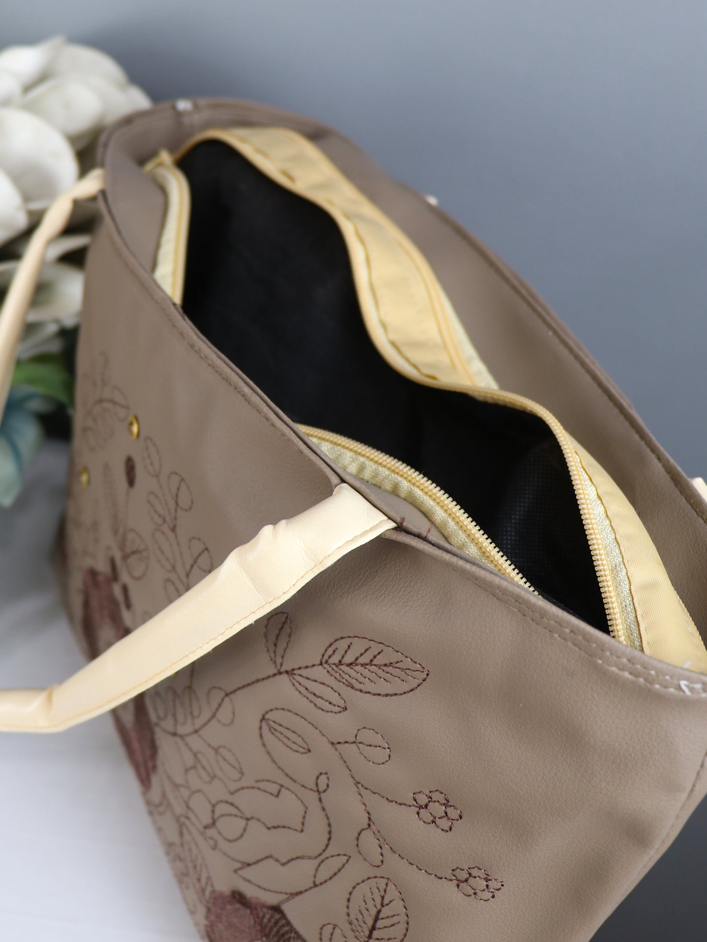Women's Flower Handbag Brown