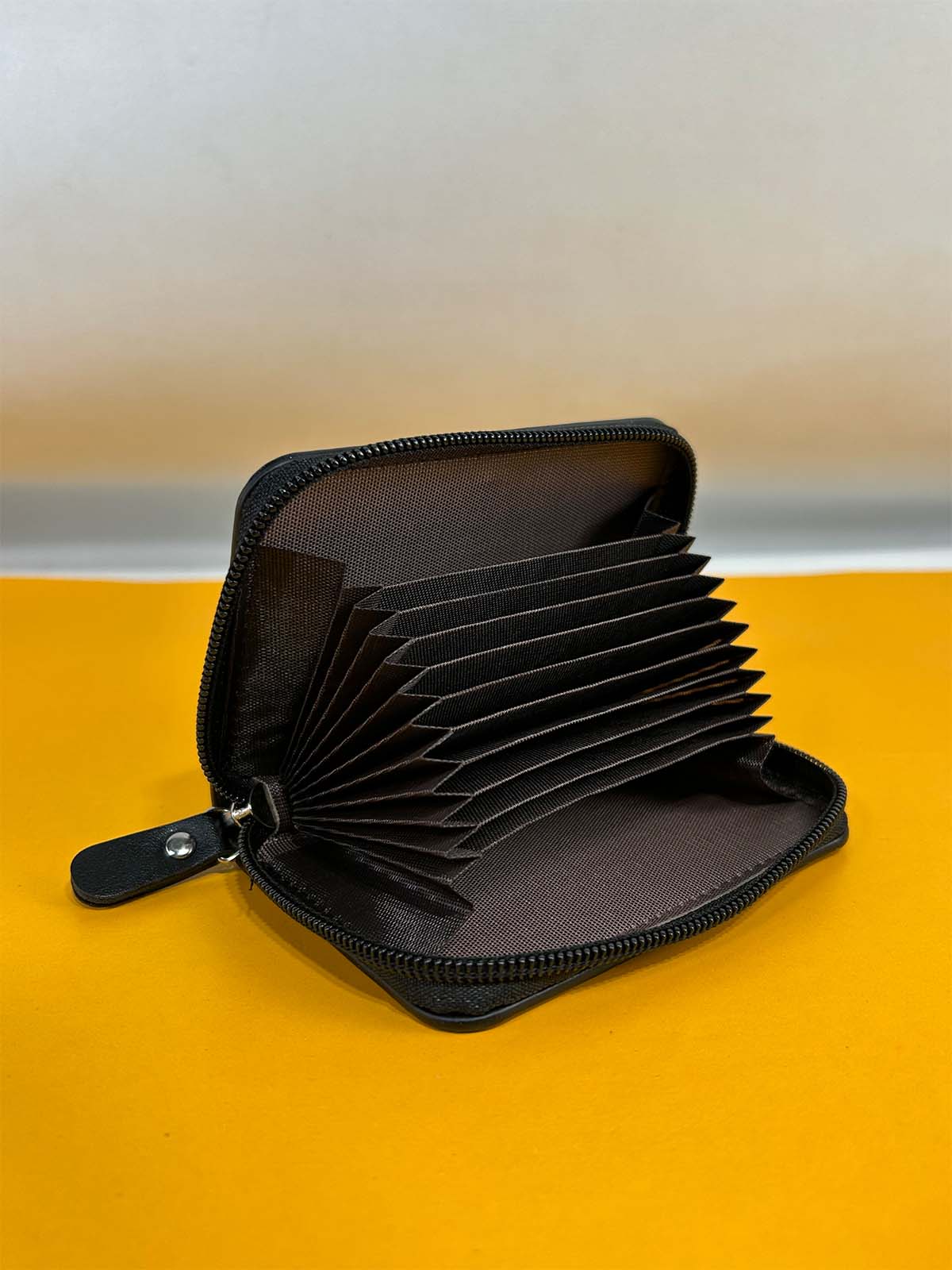 Black Card Holder Syn-Leather Wallet MW86