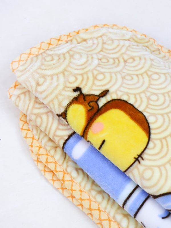 NBHB03 BB Newborn Hooded Blanket Giraffe Light Yellow