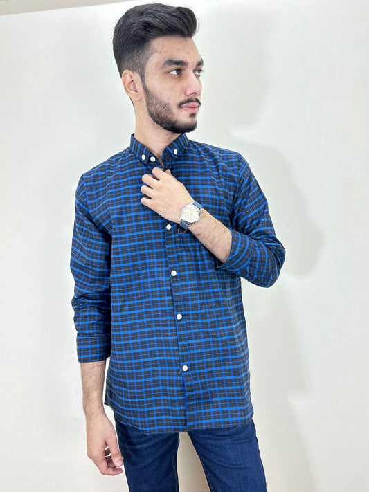 Ink Blue Checks Casual Shirt For Men MCS98
