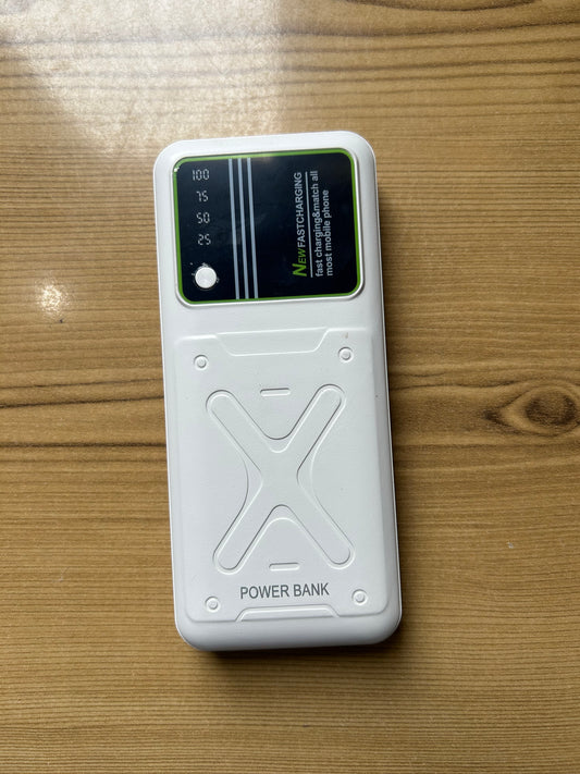 03 Emergency Power Bank 4 MA119