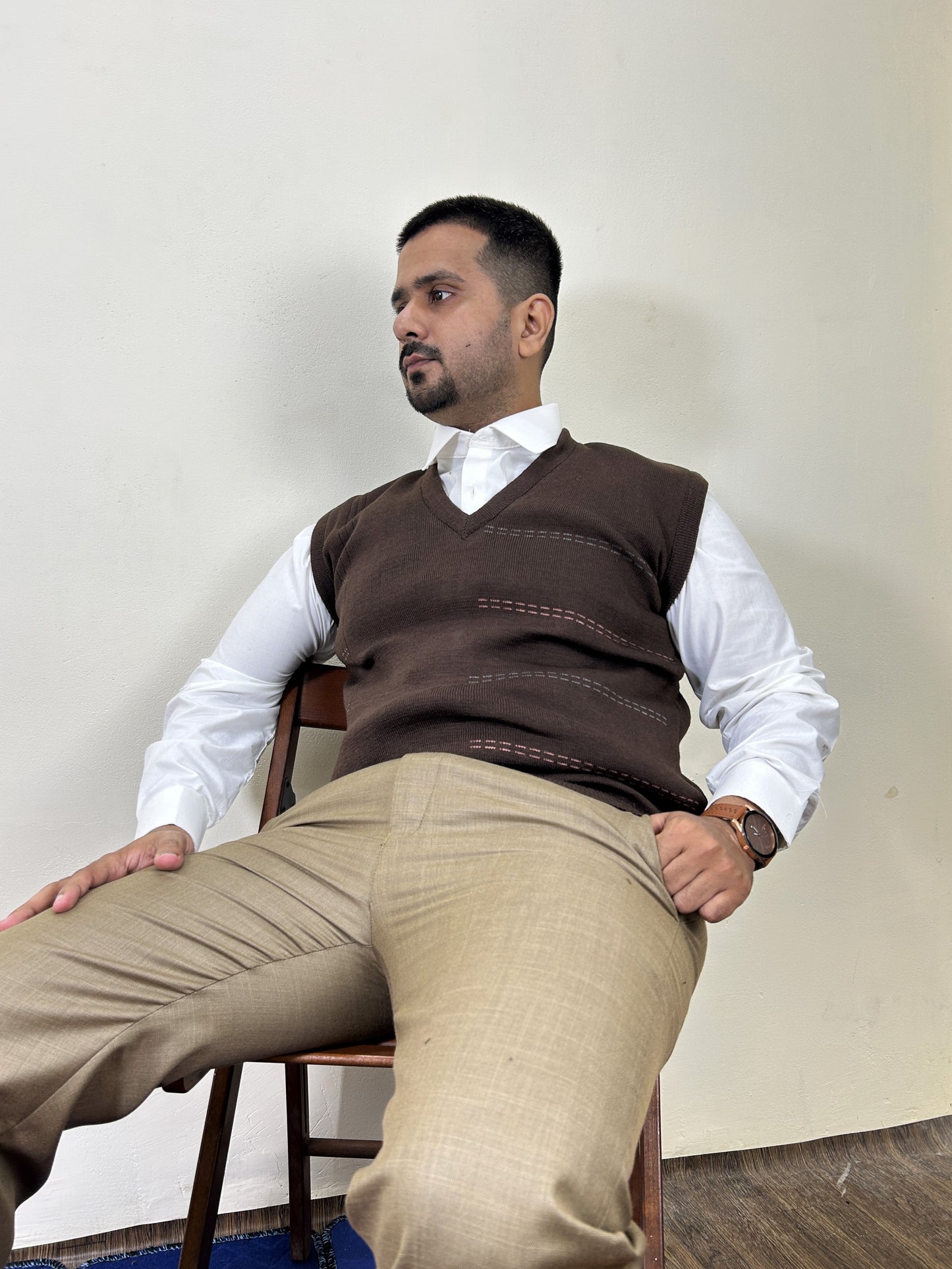 Dark Brown Sleeveless Sweater for Men MSW66